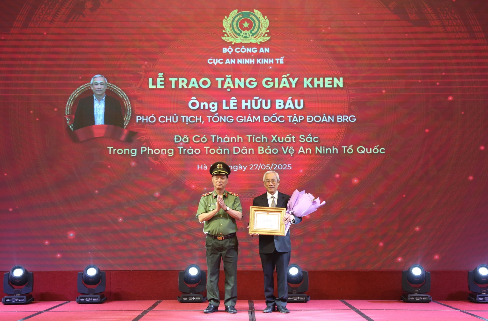 Tập đoàn BRG nhận giấy khen trong phong trào "Toàn dân Bảo vệ An ninh Tổ quốc năm 2024" - Ảnh 3.
