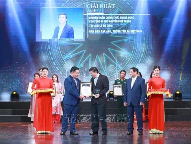 95 năm truyền thống ng&agrave;nh Tuy&ecirc;n gi&aacute;o của Đảng: Ph&aacute;t huy vai tr&ograve; "đi trước mở đường"- Ảnh 12.