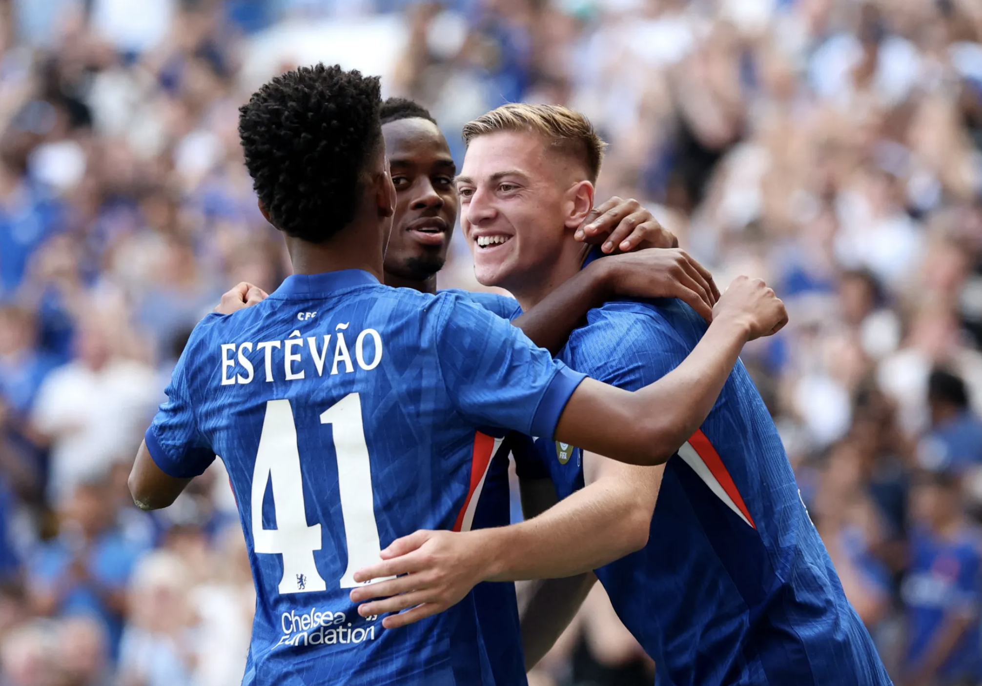 Thắng AC Milan 4-1, Chelsea b&ugrave;ng nổ với d&agrave;n sao t&acirc;n binh ở Stamford Bridge- Ảnh 7.