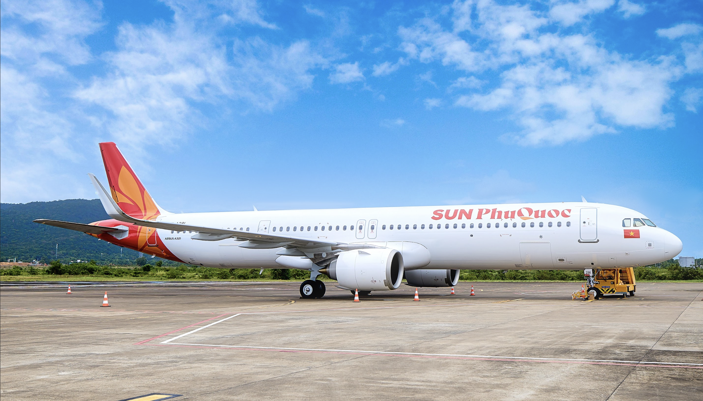 Lộ diện máy bay đầu tiên của Sun PhuQuoc Airways- Ảnh 9.