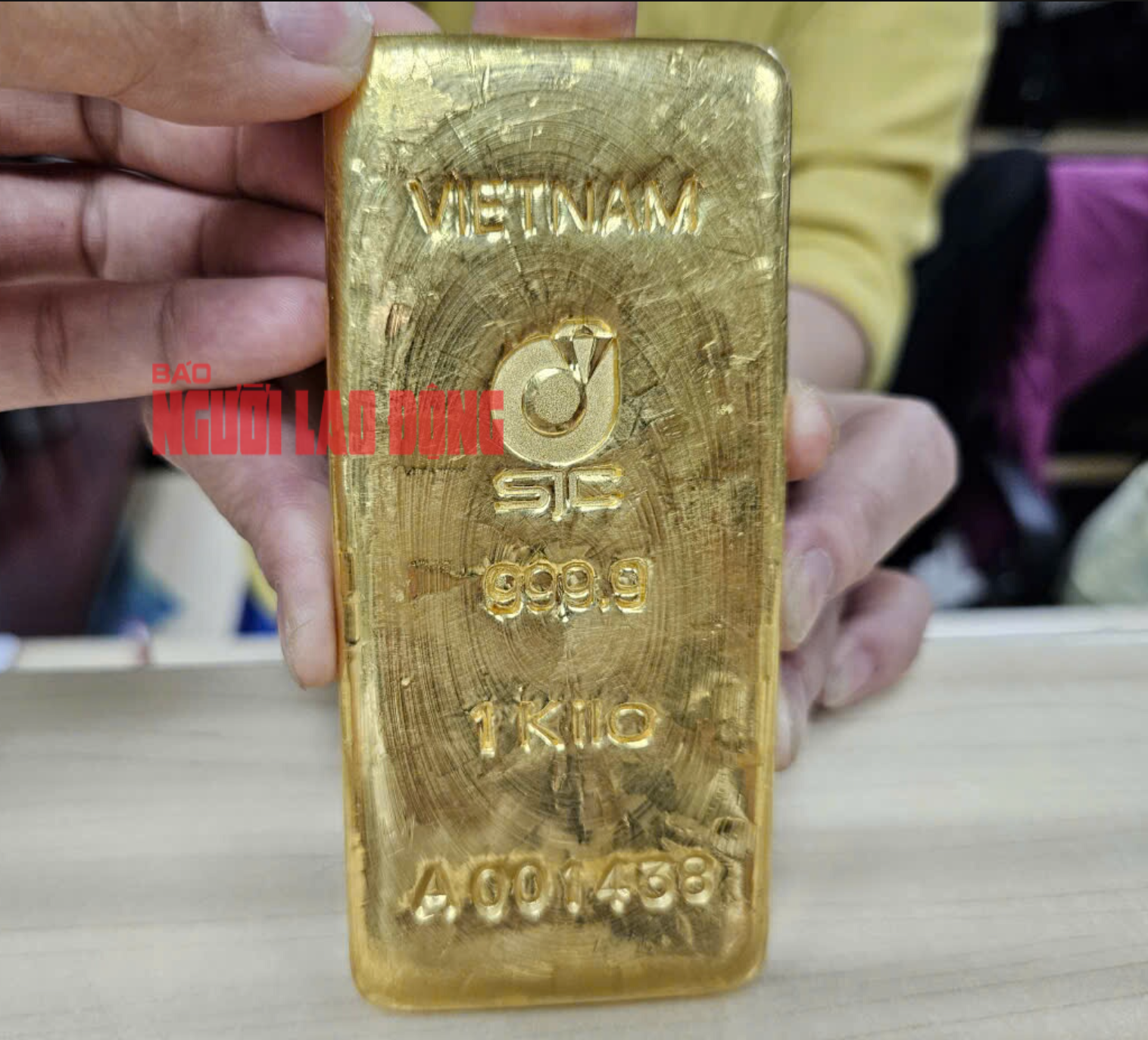 Gi&aacute; v&agrave;ng h&ocirc;m nay 10-8: Li&ecirc;n tục lập đỉnh, dự b&aacute;o c&ograve;n tăng tiếp- Ảnh 2.