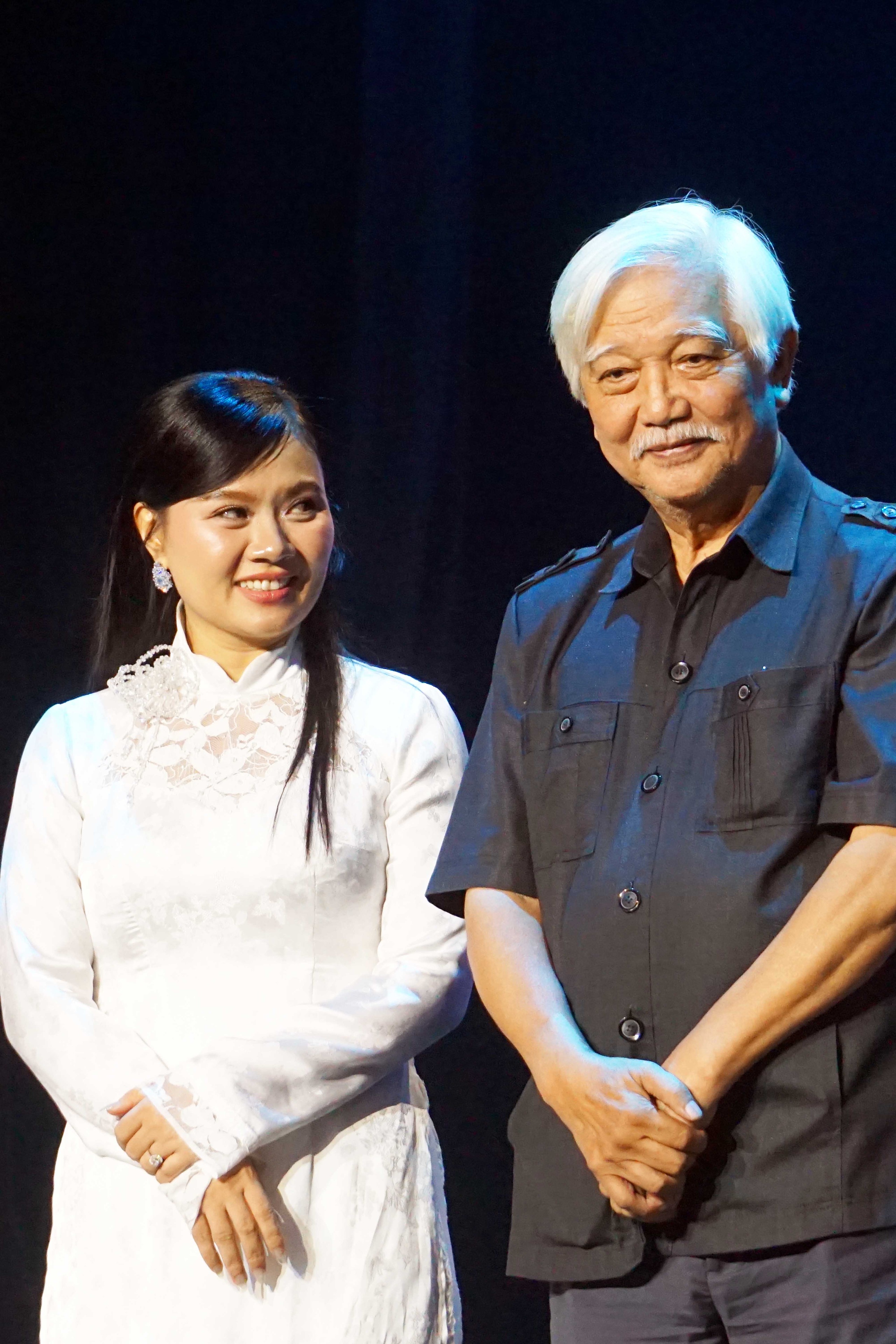 Nh&agrave; sử học Dương Trung Quốc đ&aacute;nh gi&aacute; cao chương tr&igrave;nh nghệ thuật "V&oacute; ngựa nước Nam" - Ảnh 2.