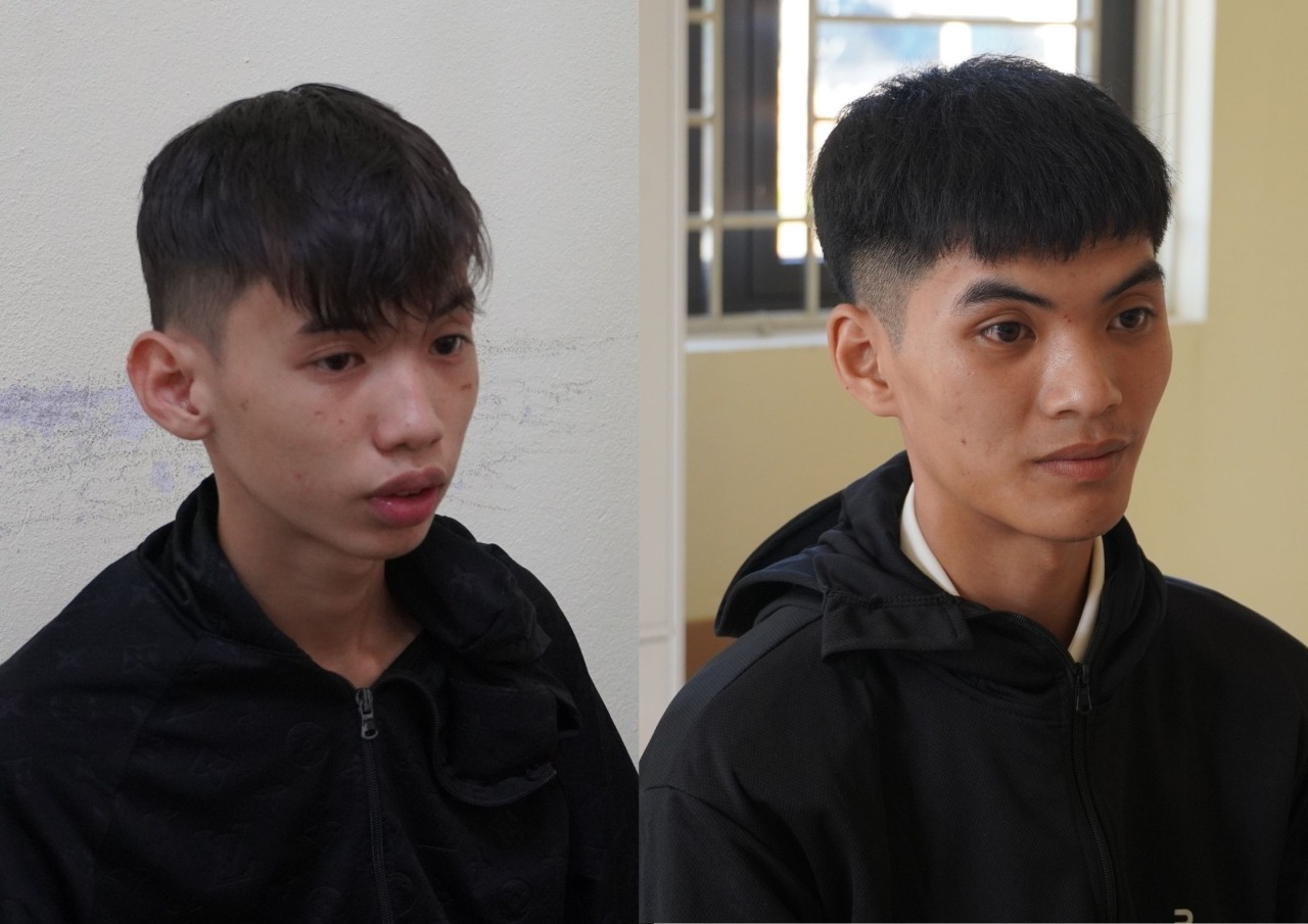 Quảng Trị: Bắt 2 thanh ni&ecirc;n giả danh cảnh s&aacute;t cơ động, chặn người đi đường để &ldquo;l&agrave;m luật&rdquo;- Ảnh 1.