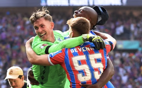 Palace mất vui vì phán quyết đẩy khỏi Europa League, đối mặt việc mất trụ cột