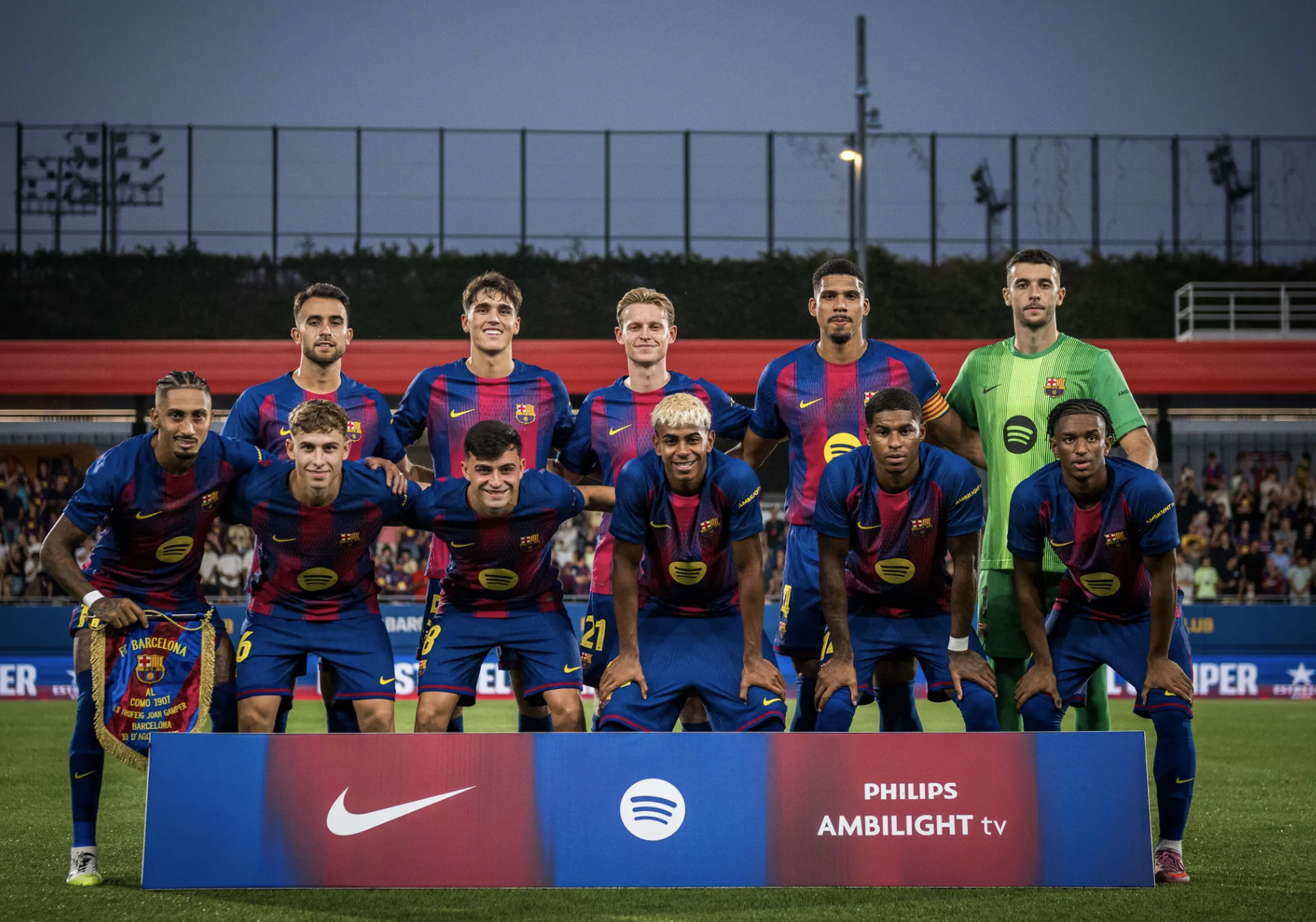 Thắng đậm Como, Barcelona có danh hiệu đầu mùa cúp Joan Gamper - Ảnh 1.