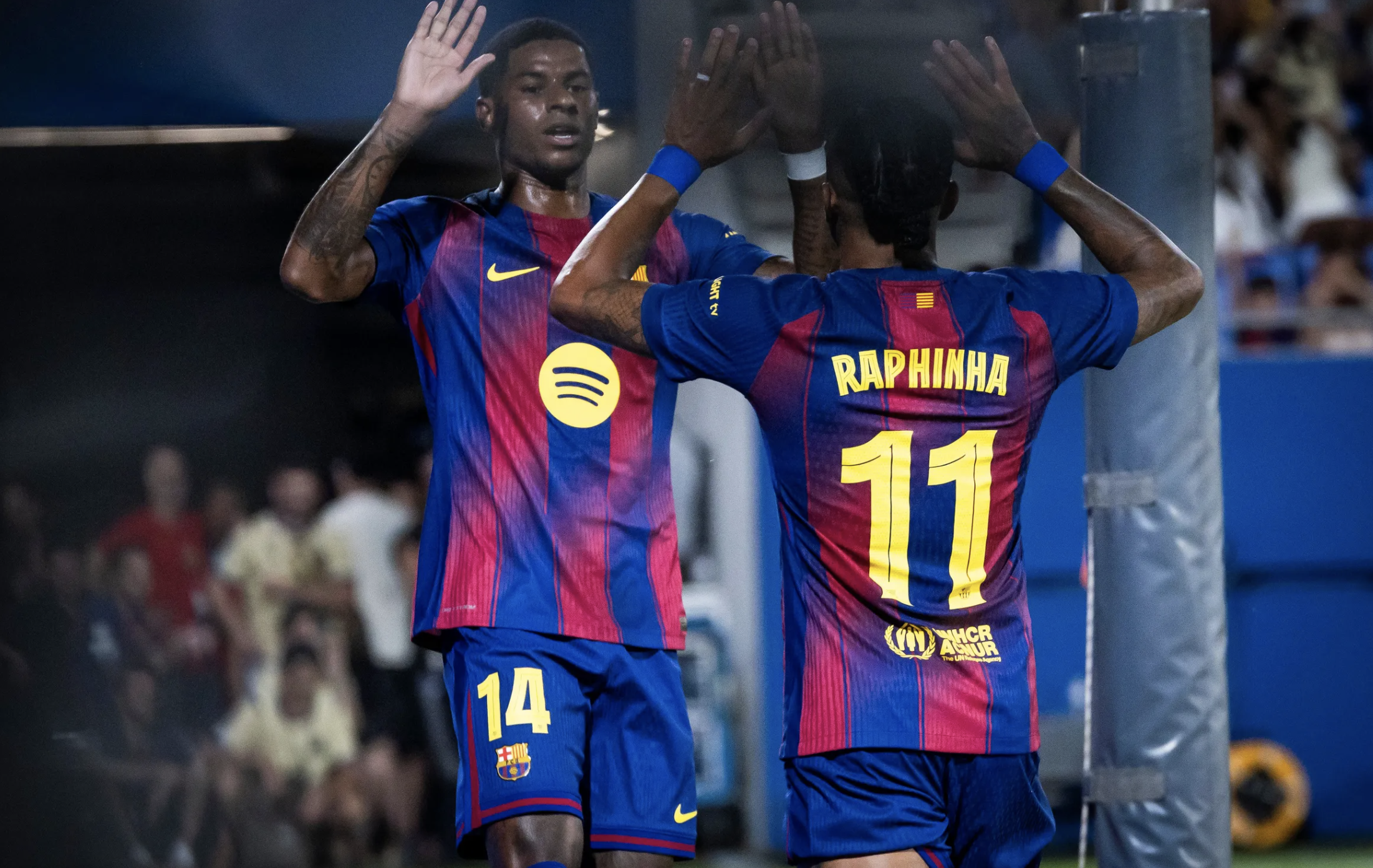 Thắng đậm Como, Barcelona có danh hiệu đầu mùa cúp Joan Gamper - Ảnh 4.