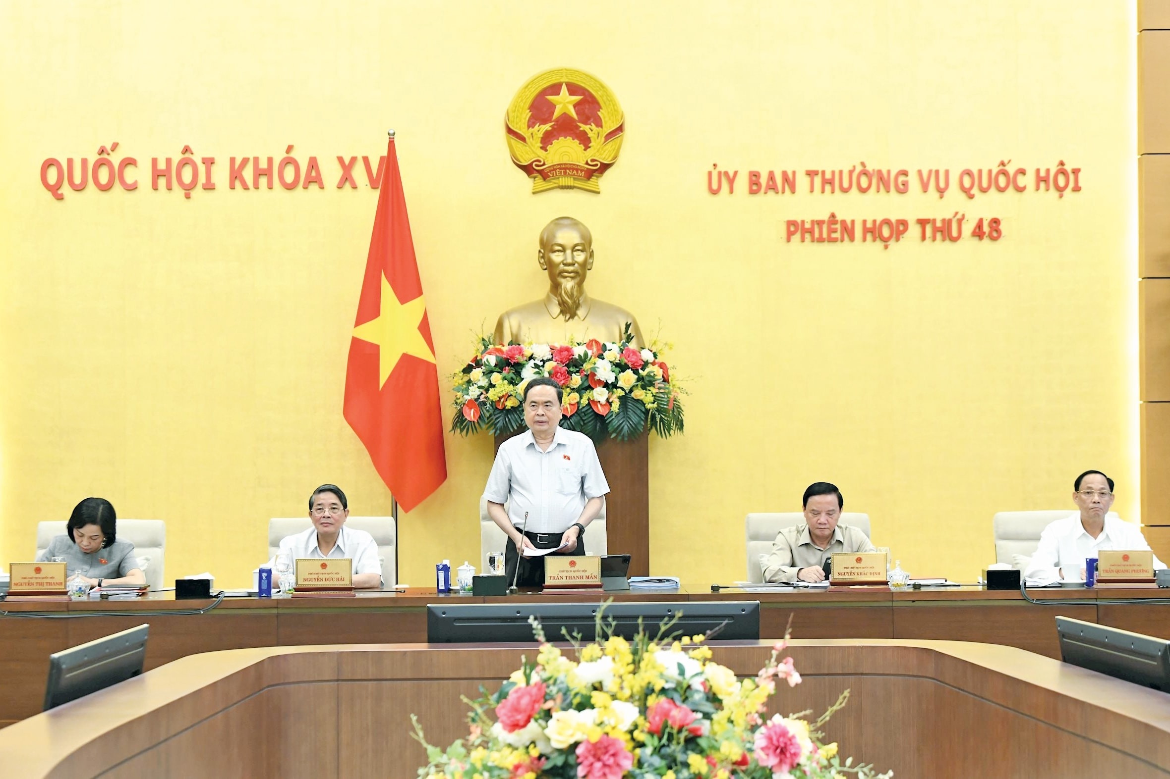 Phiên họp thứ 48 của Ủy ban Thường vụ Quốc hội thảo luận, xem xét nhiều nội dung quan trọng- Ảnh 1.