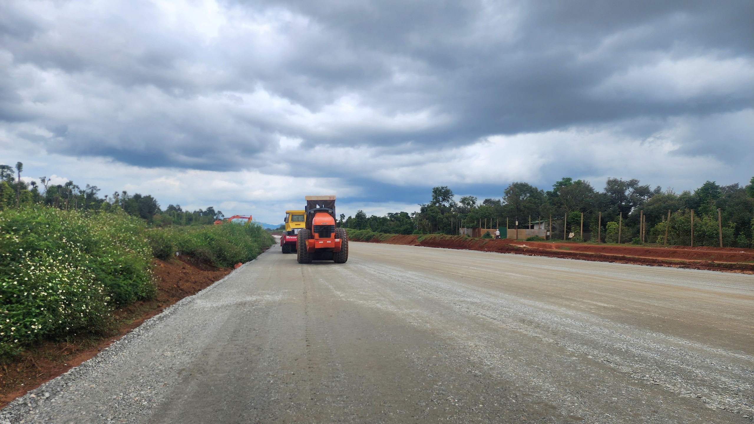Sốt ruột các dự án chậm tiến độ, 1 phó chủ tịch UBND tỉnh dành thứ 7, chủ nhật đi khảo sát- Ảnh 2.
