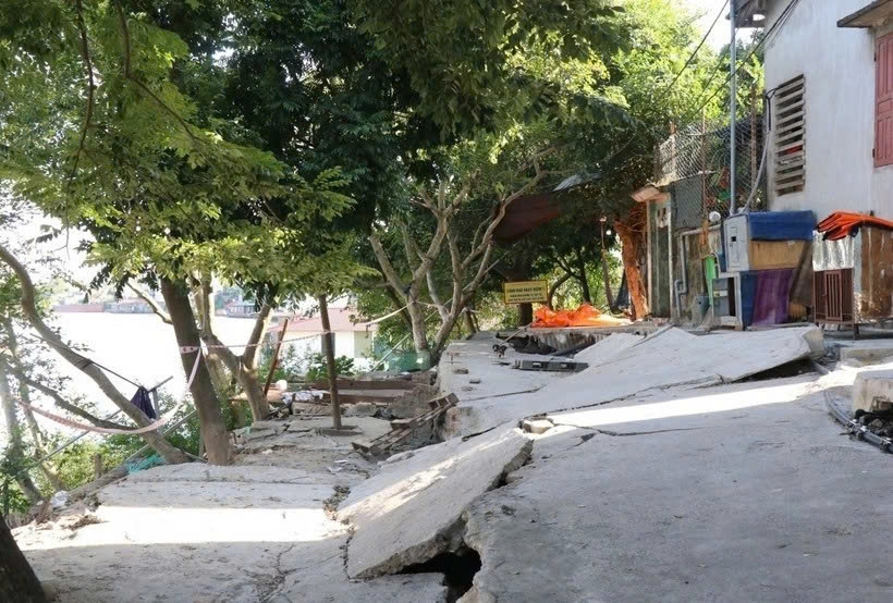 Xử lý dứt điểm sự cố đê Hà Nội khắc phục lún , nứt tuyến đê hữu Cầu , Hồng - Ảnh 1.