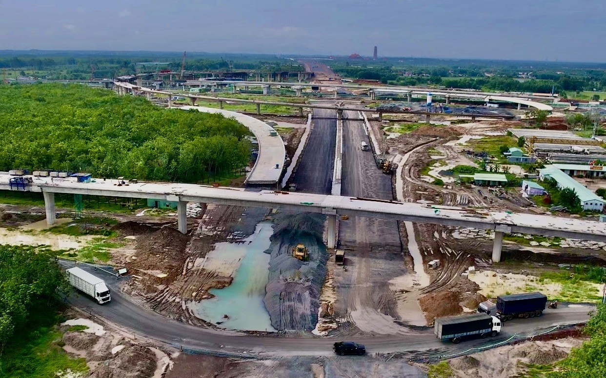 Phát triển hạ tầng đồng bộ liên thông