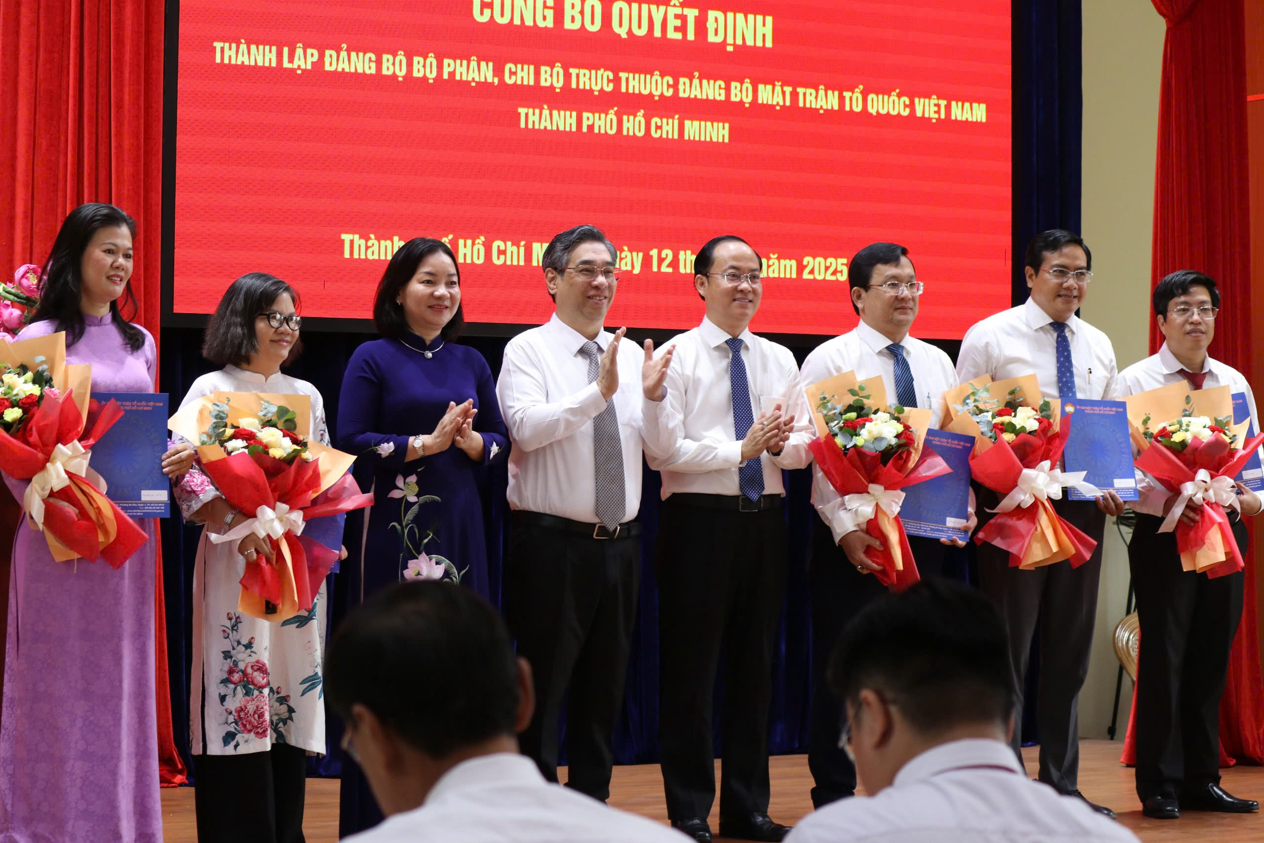 Bà Trương Thị Bích Hạnh làm Bí thư Đảng bộ Mặt trận Tổ quốc Việt Nam TP HCM - Ảnh 2.