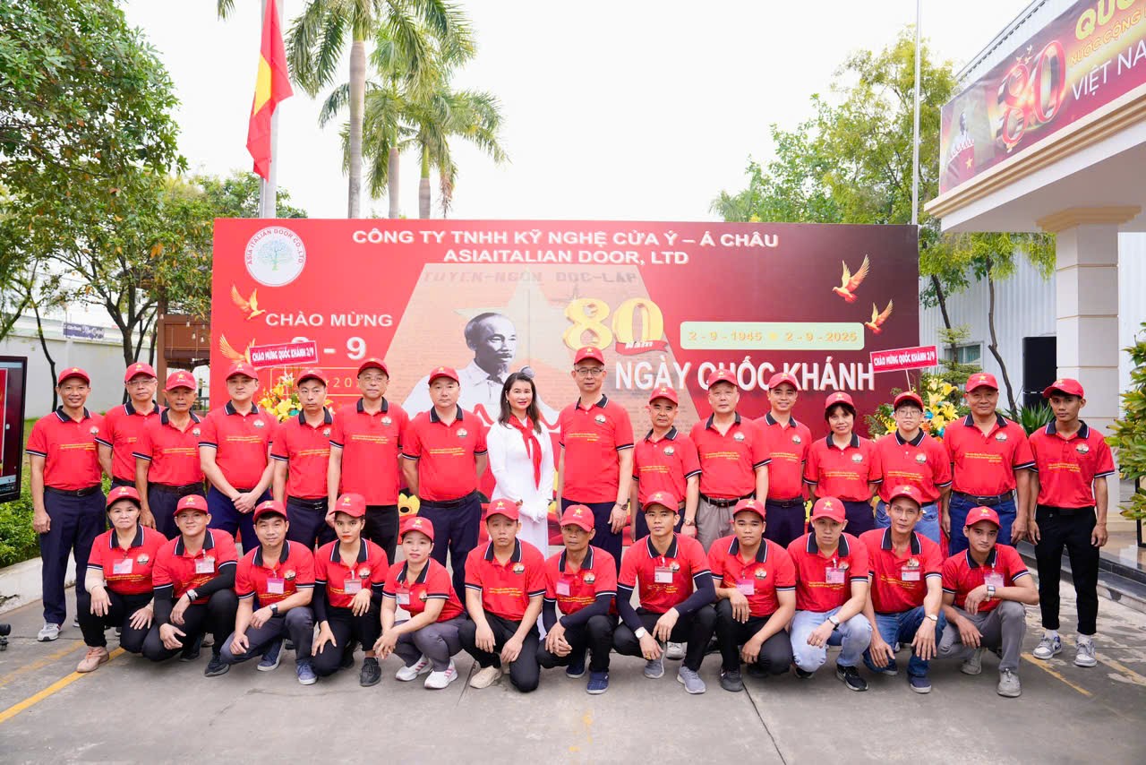 Buổi ch&agrave;o cờ đặc biệt ở một doanh nghiệp c&oacute; 1.300 c&ocirc;ng nh&acirc;n tại TP HCM- Ảnh 6.