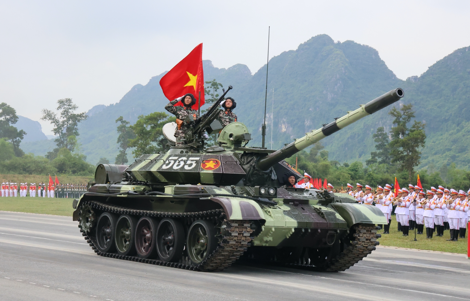 Tổng hợp luyện diễu binh Kỷ niệm 80 năm C&aacute;ch mạng Th&aacute;ng T&aacute;m v&agrave; Quốc kh&aacute;nh - Ảnh 19.