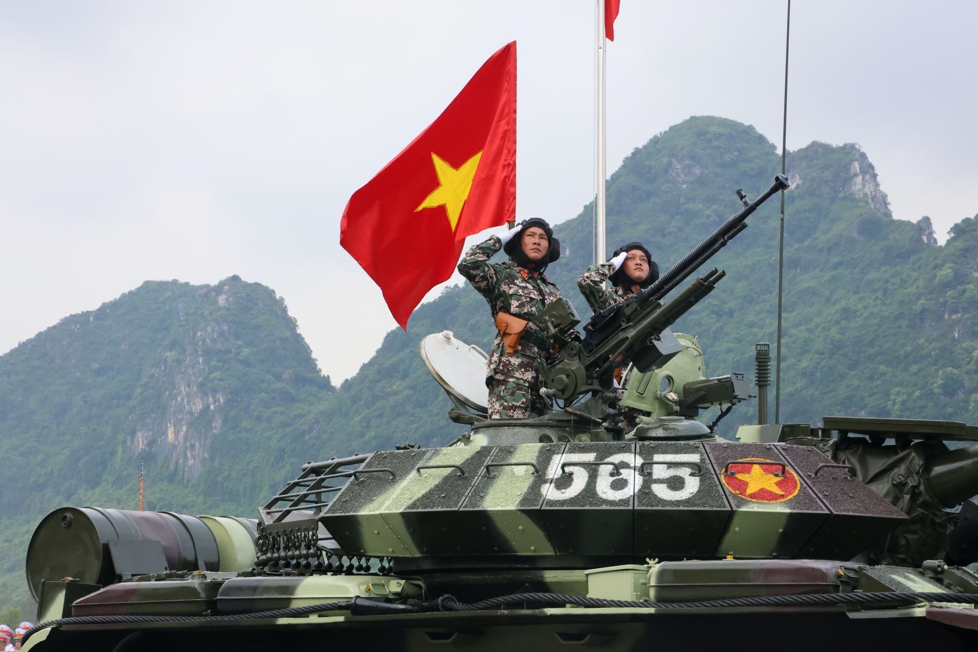 Tổng hợp luyện diễu binh Kỷ niệm 80 năm C&aacute;ch mạng Th&aacute;ng T&aacute;m v&agrave; Quốc kh&aacute;nh - Ảnh 21.
