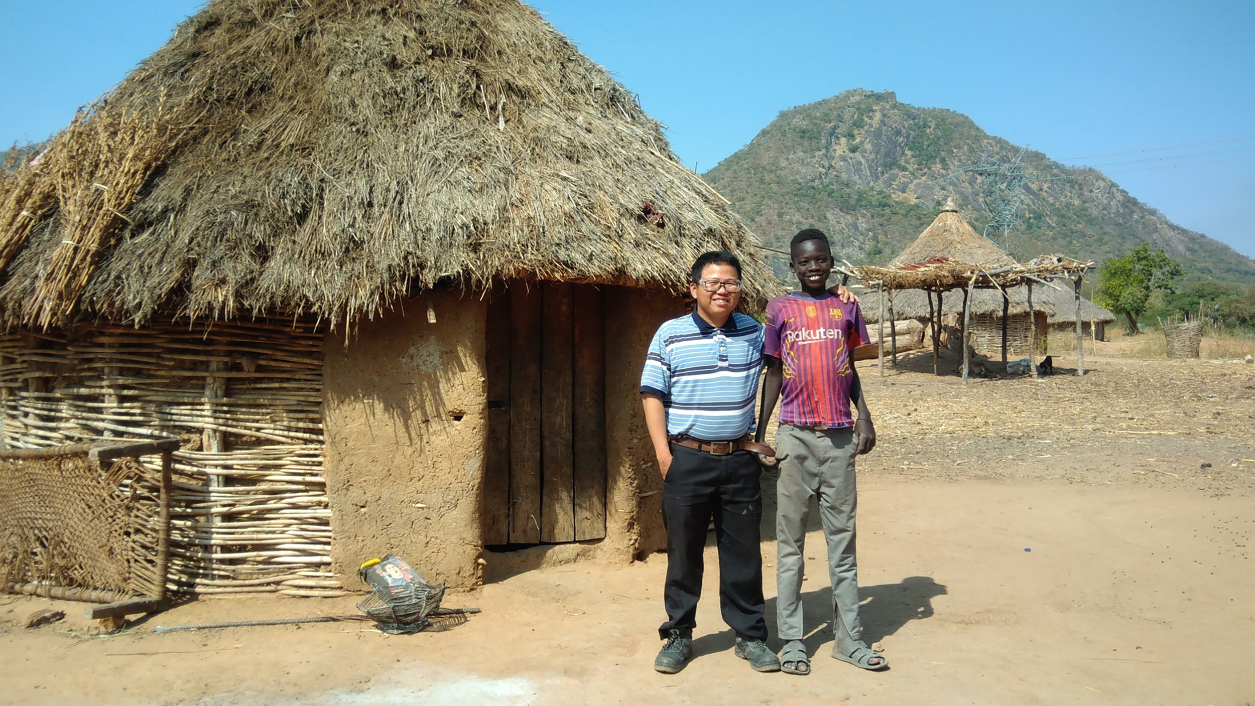 Khám phá châu Phi huyền bí: Hai chàng trai Việt ở Ethiopia - Ảnh 2.