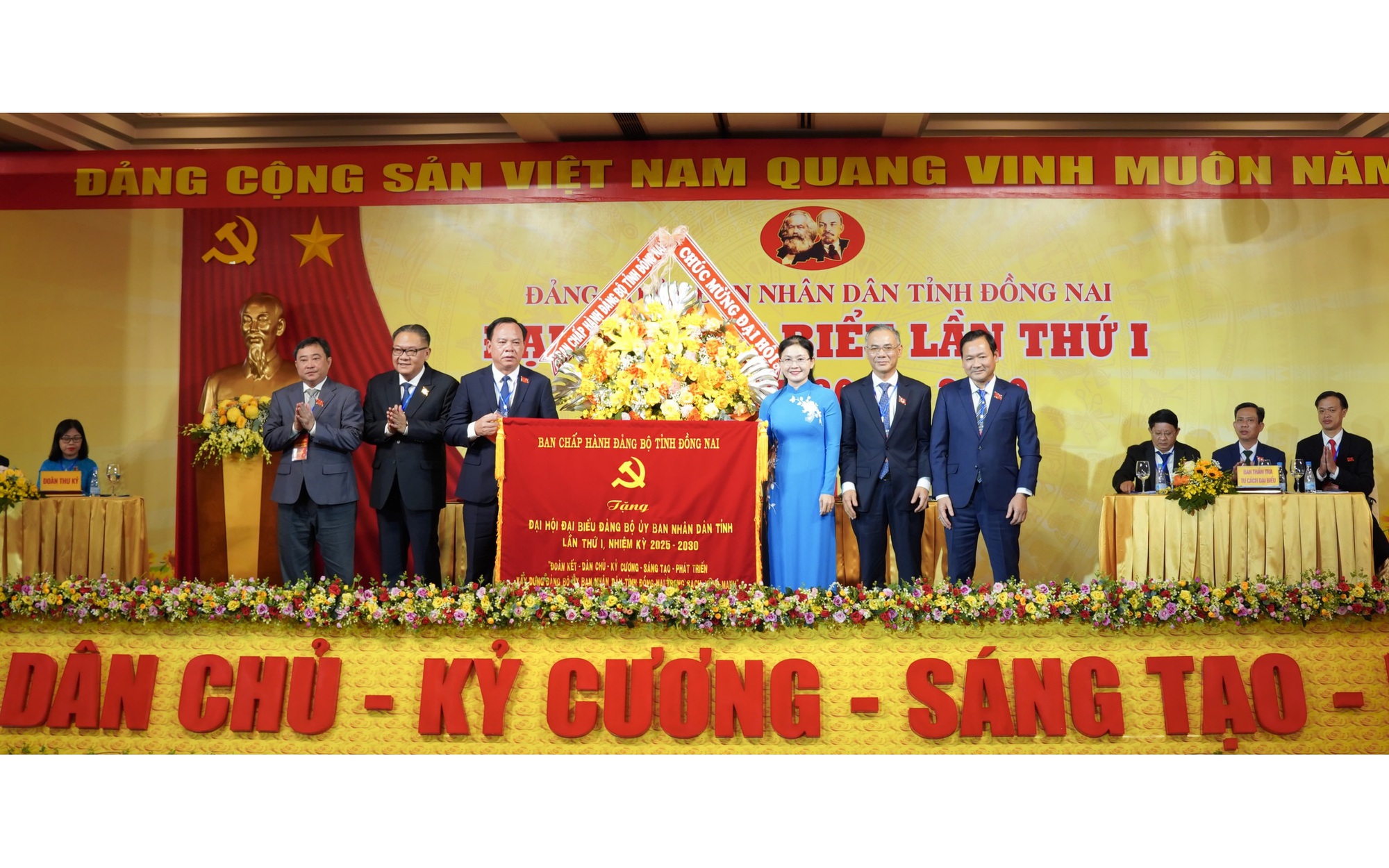 "3 đột phá, 4 trụ cột" để Đồng Nai giữ vững cực tăng trưởng kinh tế quan trọng