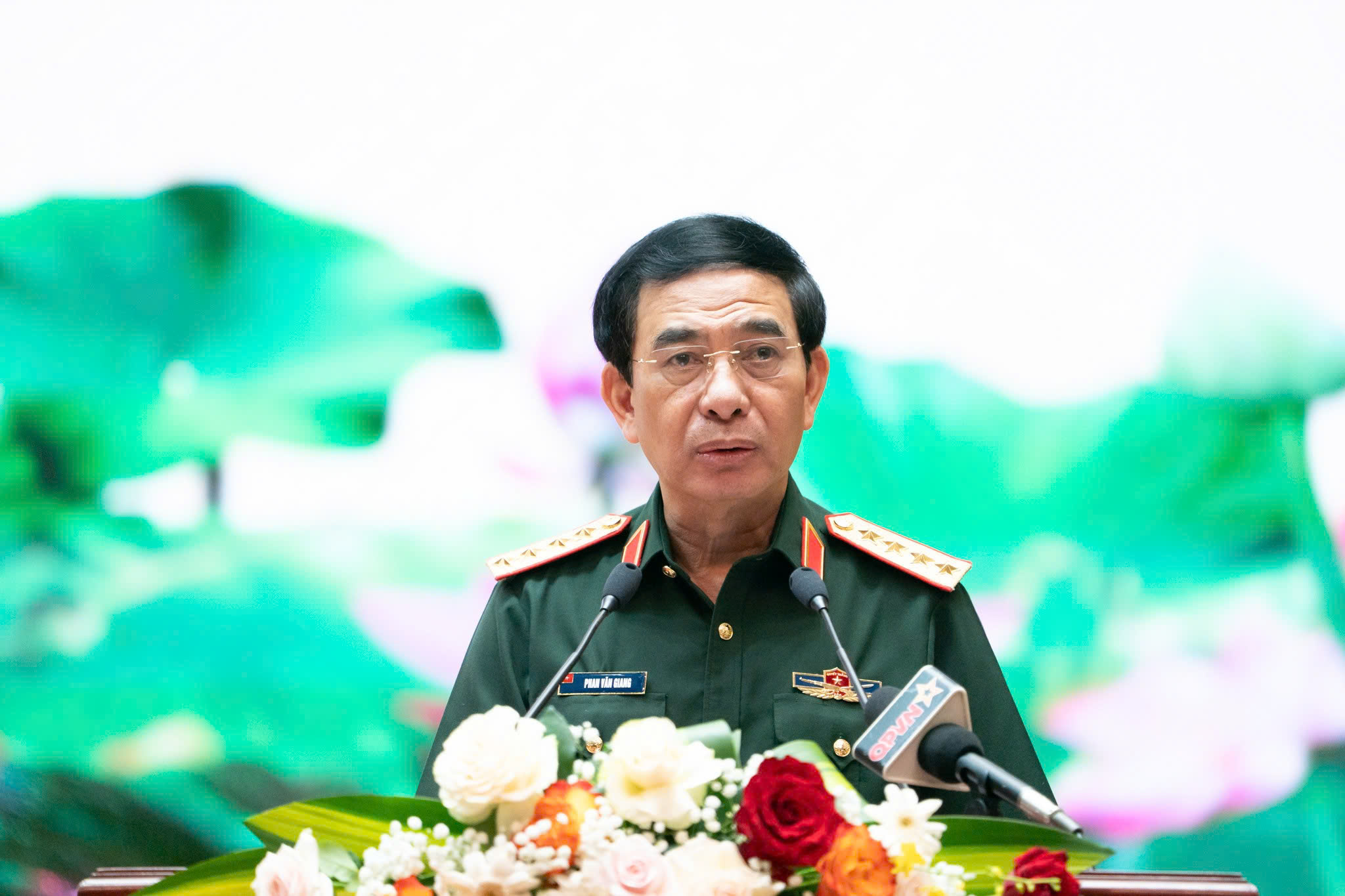 Bộ trưởng Bộ Quốc ph&ograve;ng Khẳng định sẵn s&agrave;ng chiến đấu đ&aacute;nh bại mọi h&igrave;nh th&aacute;i chiến tranh - Ảnh 1.
