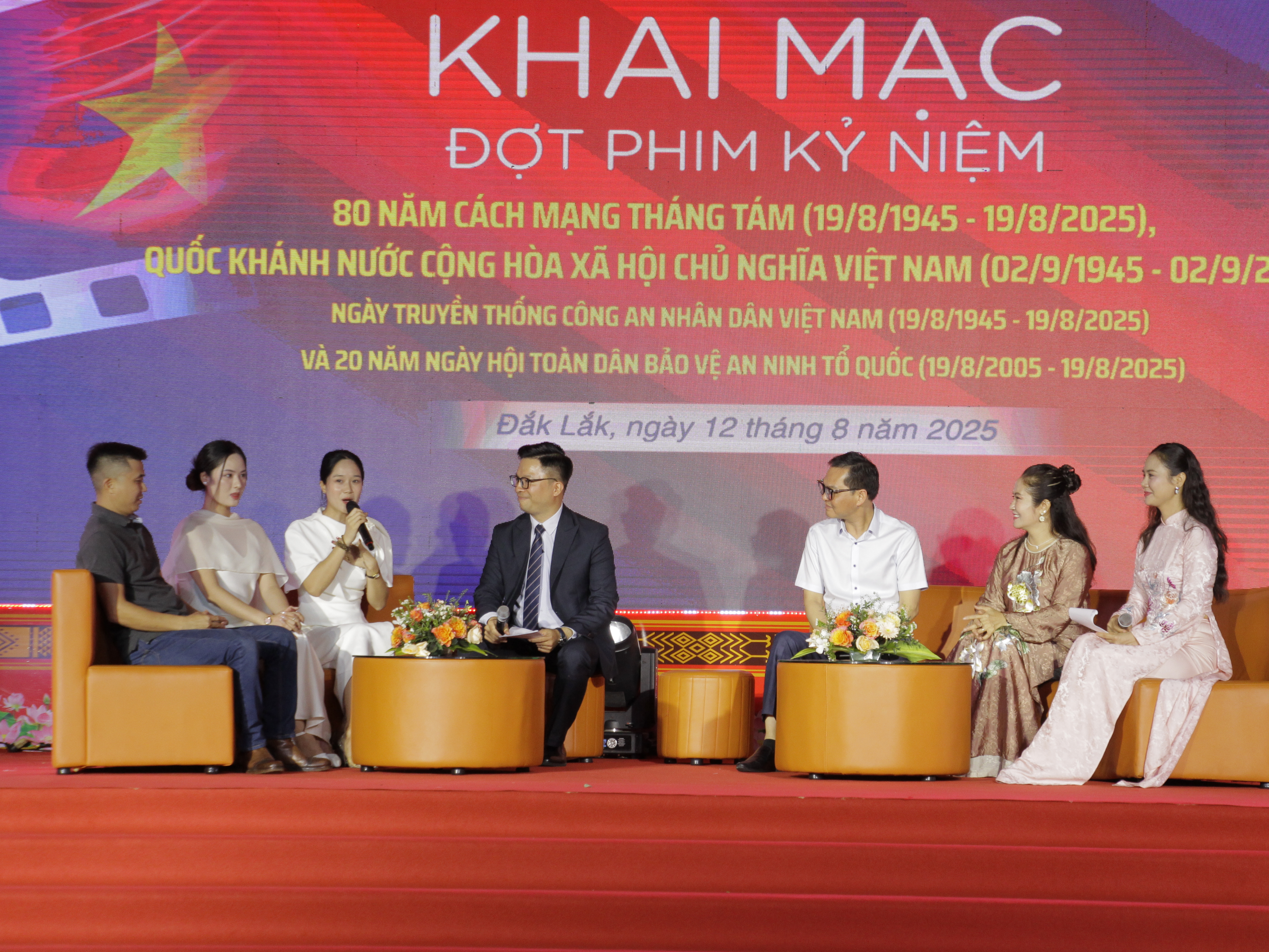 Tr&igrave;nh chiếu nhiều phim &yacute; nghĩa nh&acirc;n c&aacute;c ng&agrave;y lễ lớn- Ảnh 1.