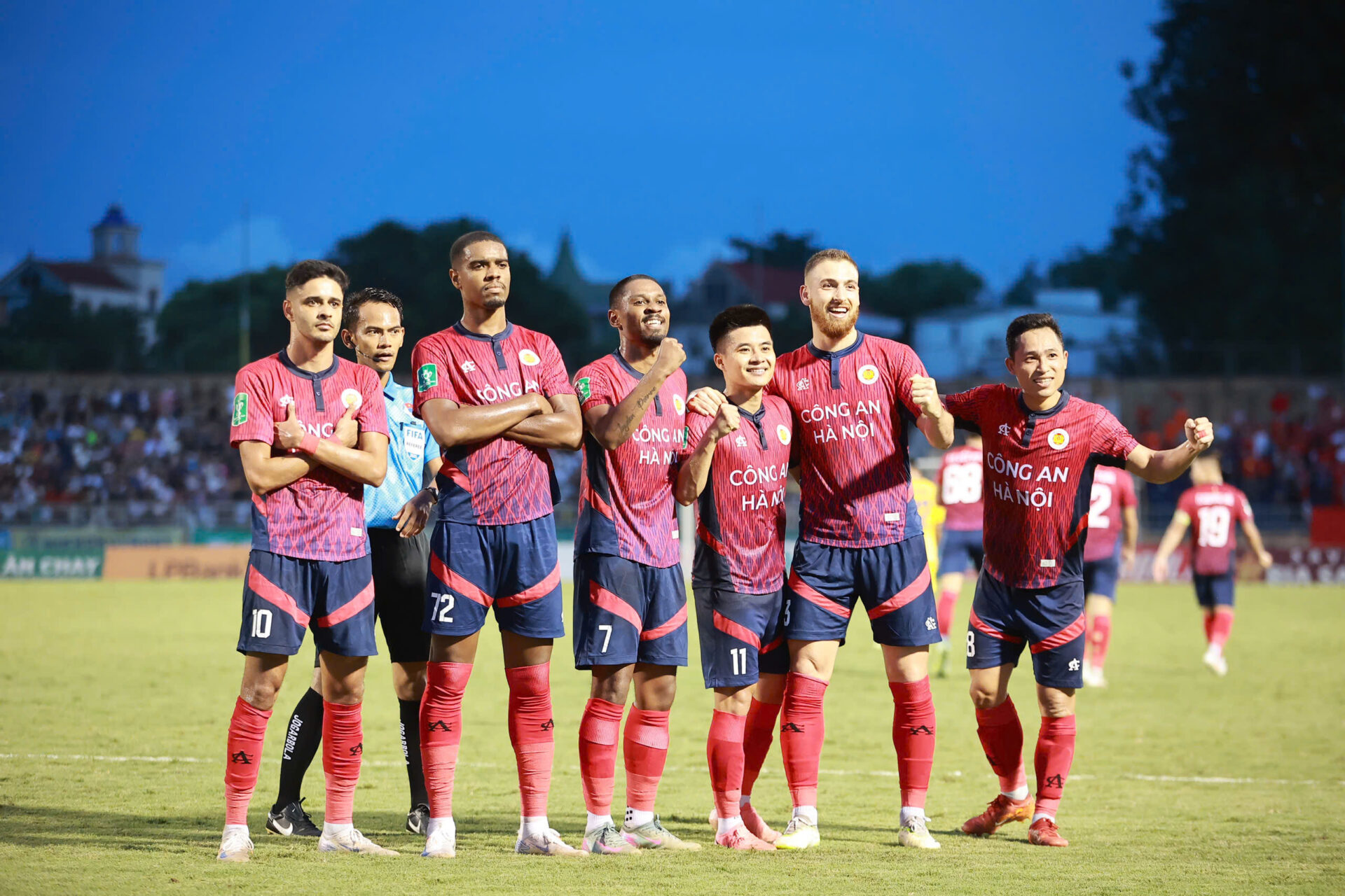 "Derby thủ đ&ocirc;" khai m&agrave;n V-League 2025-2026- Ảnh 1.