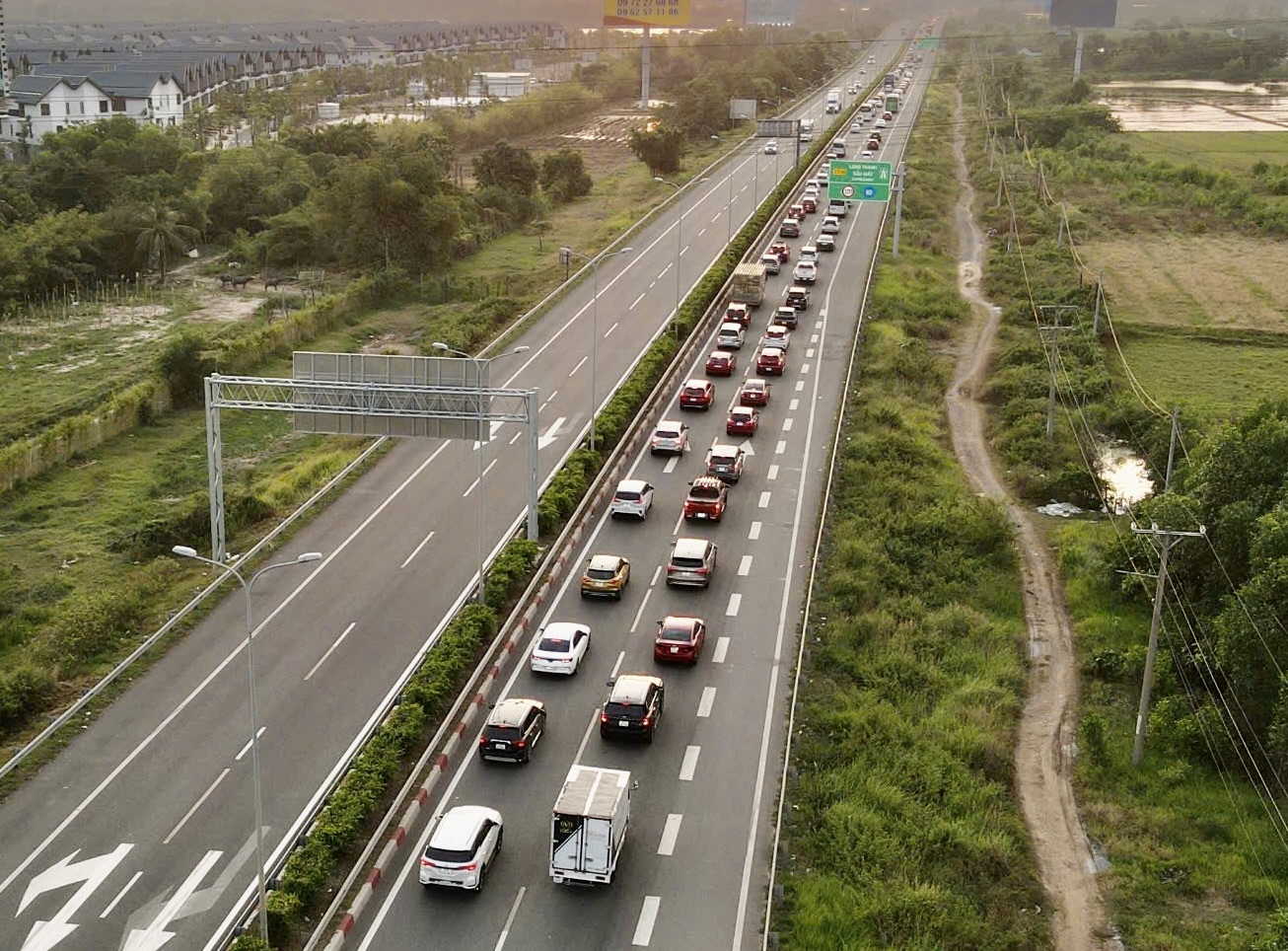 Các tuyến đường cao tốc kết nối sân bay Long Thành và TP HCM , các tỉnh lân cận - Ảnh 6.