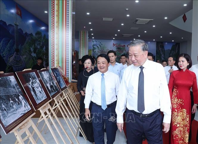 Tổng B&iacute; thư T&ocirc; L&acirc;m: X&acirc;y dựng Đảng v&agrave; hệ thống ch&iacute;nh trị vững mạnh tại Tuy&ecirc;n Quang - Ảnh 2.