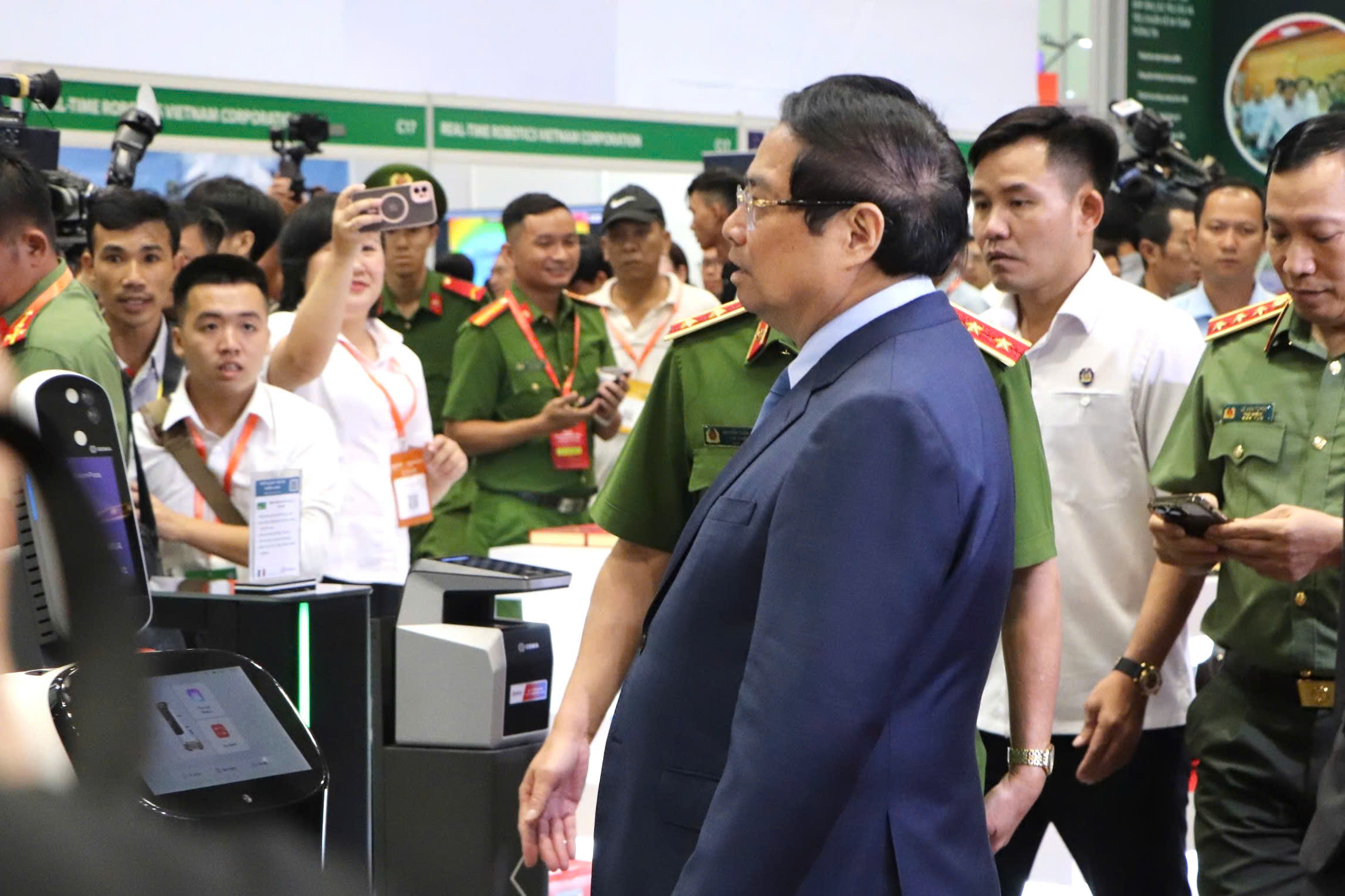 Thủ tướng Phạm Minh Chính tham dự Diễn đàn PCCC và cứu nạn tại TP HCM - Ảnh 5.