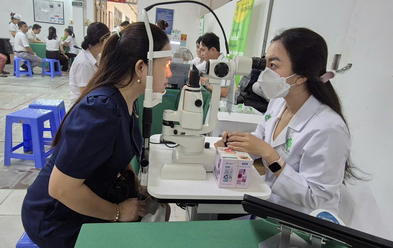 Trường hợp nào được thanh toán chi phí khám chữa bệnh khi chưa có thẻ BHYT?- Ảnh 1.