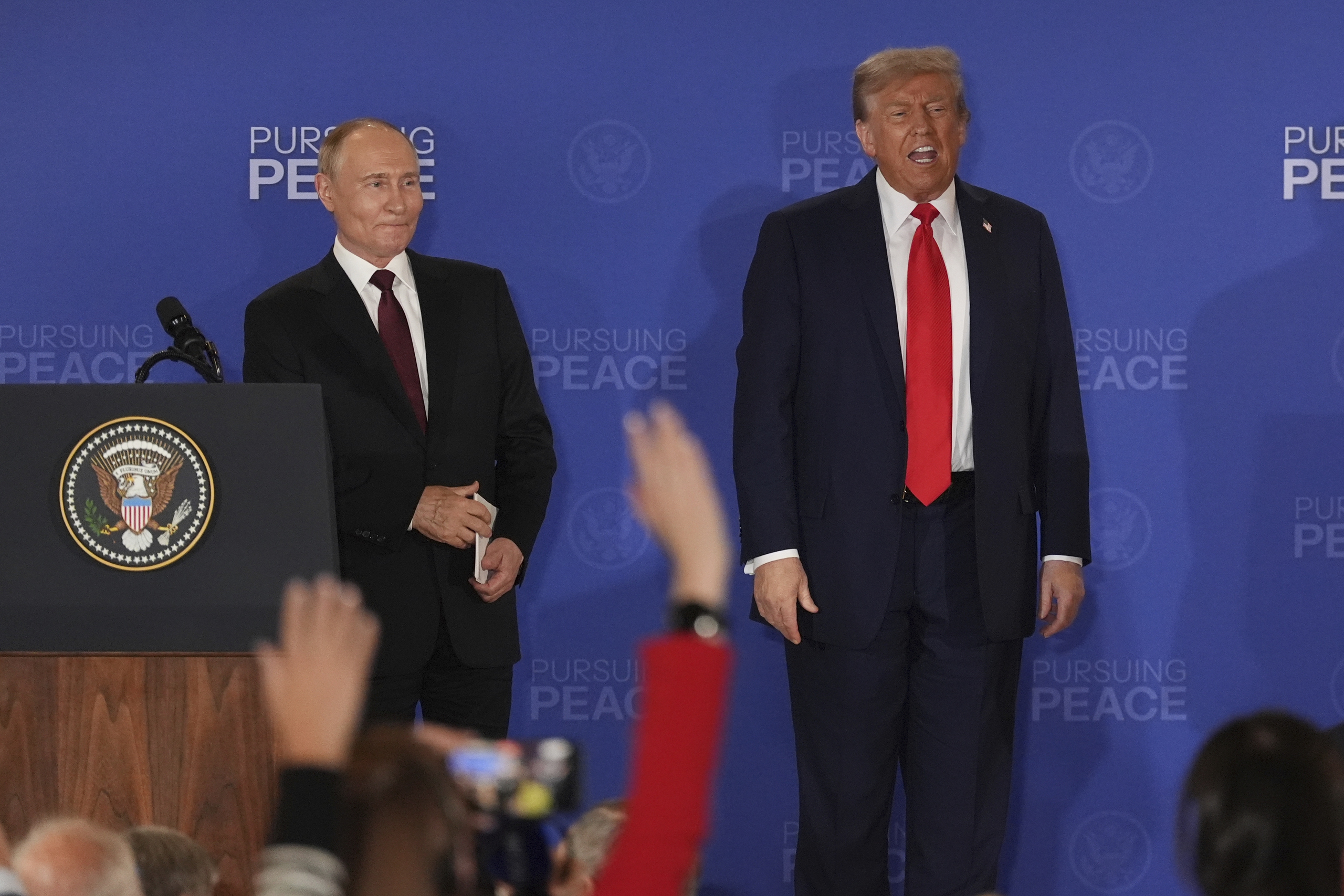 Tổng thống Putin: "Kh&ocirc;ng c&oacute; xung đột ở Ukraine nếu năm 2022 &ocirc;ng Donald Trump l&agrave; tổng thống Mỹ" - Ảnh 3.