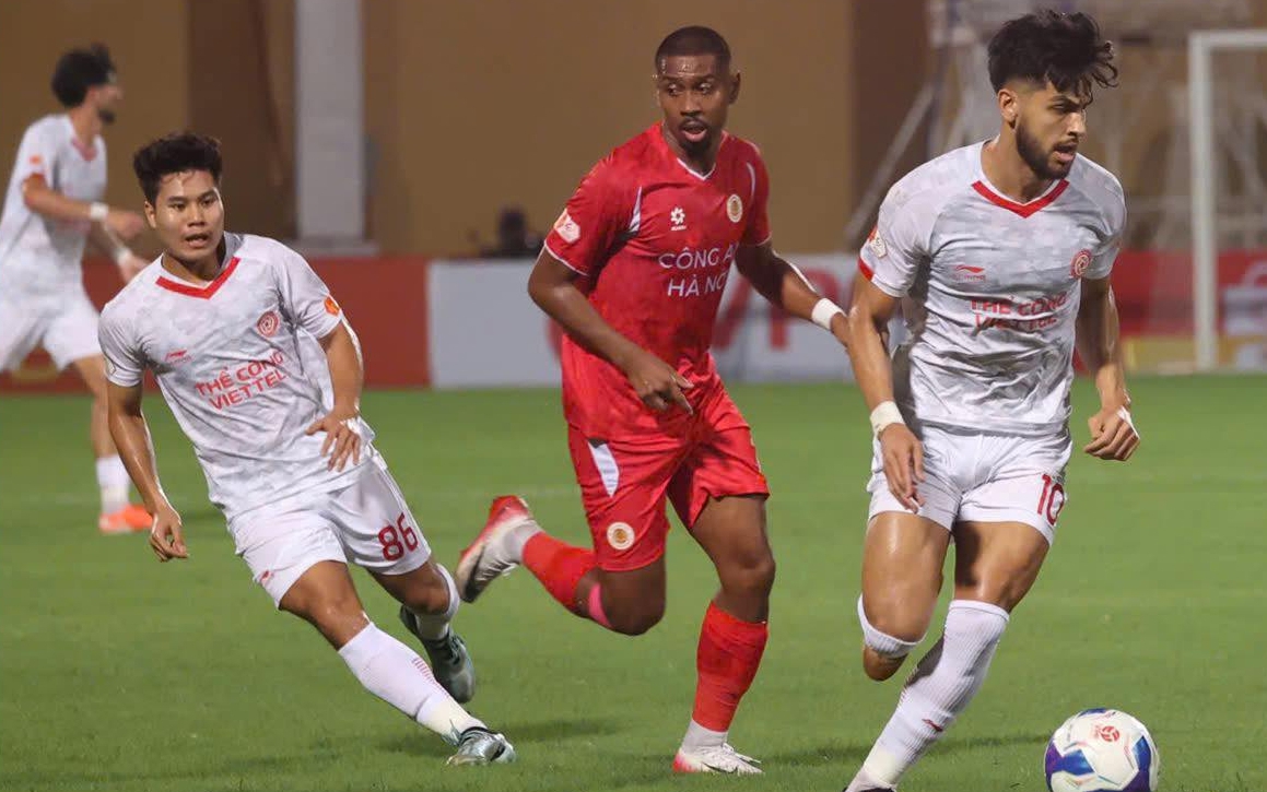 Trình diễn tấn công mãn nhãn ngày khai mạc V-League 2025-2026