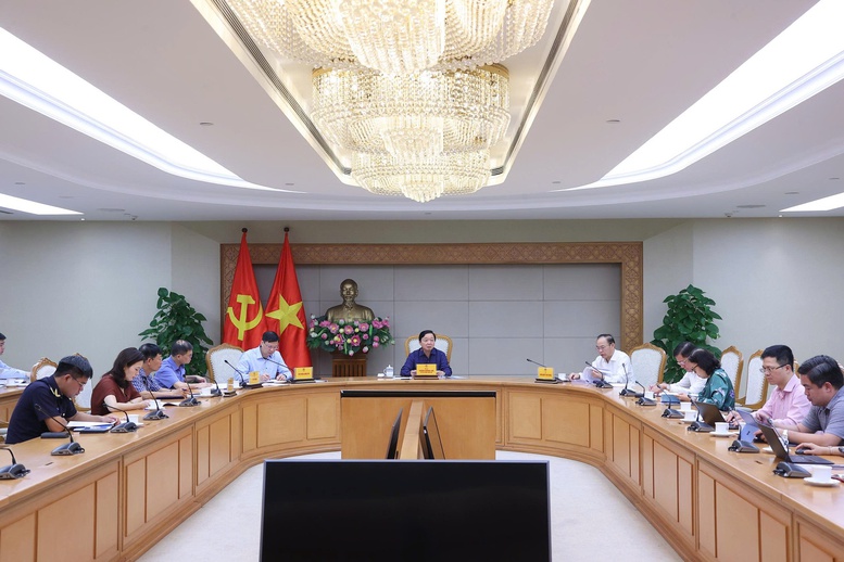 Ph&oacute; Thủ tướng y&ecirc;u cầu xử l&yacute; nghi&ecirc;m dịch tả heo ch&acirc;u Phi tại c&aacute;c l&ograve; mổ - Ảnh 1.