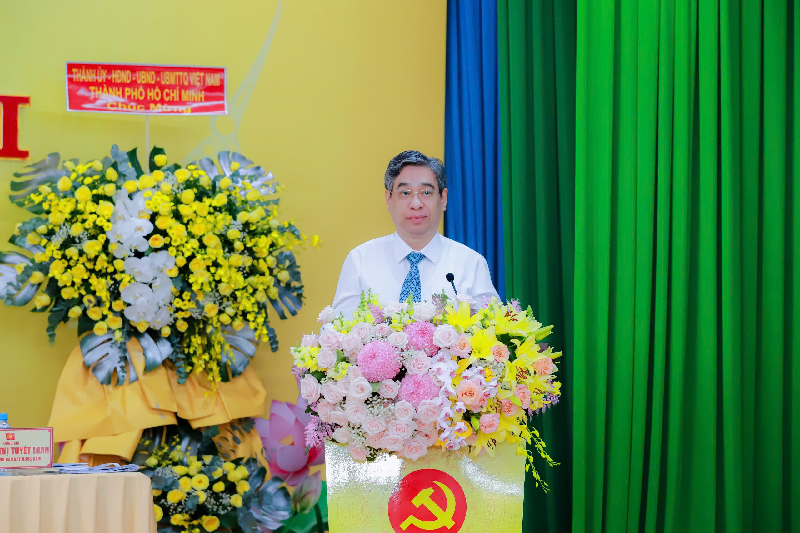 Nguyên Chủ tịch nước Nguyễn Minh Triết dự Đại hội Đại biểu Đảng bộ phường Phú An- Ảnh 3.