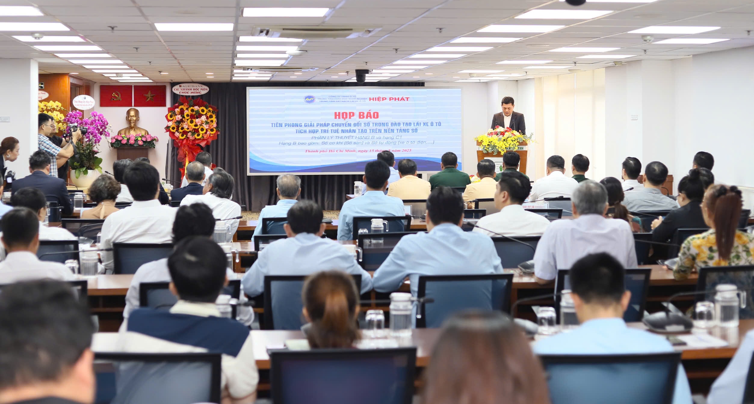 TP HCM ti&ecirc;n phong d&ugrave;ng AI đ&agrave;o tạo l&aacute;i xe &ocirc; t&ocirc;: Học vi&ecirc;n học mọi l&uacute;c mọi nơi- Ảnh 3.