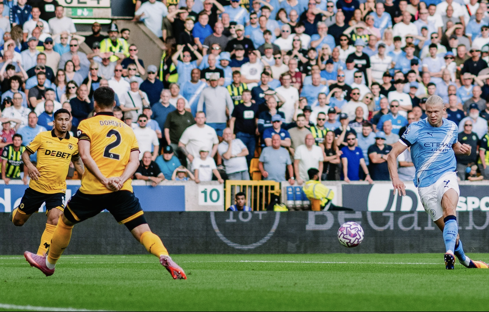 Man City đại thắng 4-0 tại "hang s&oacute;i", độc chiếm đỉnh bảng Ngoại hạng - Ảnh 4.