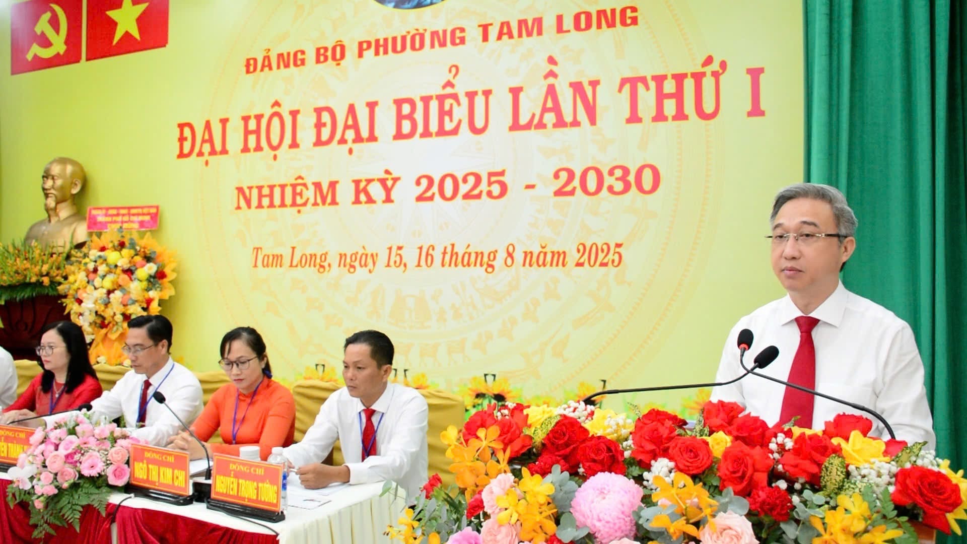 Bà Nguyễn Minh Hoàng được chỉ định làm Bí thư đảng ủy phường Tam Long , TP HCM - Ảnh 2.