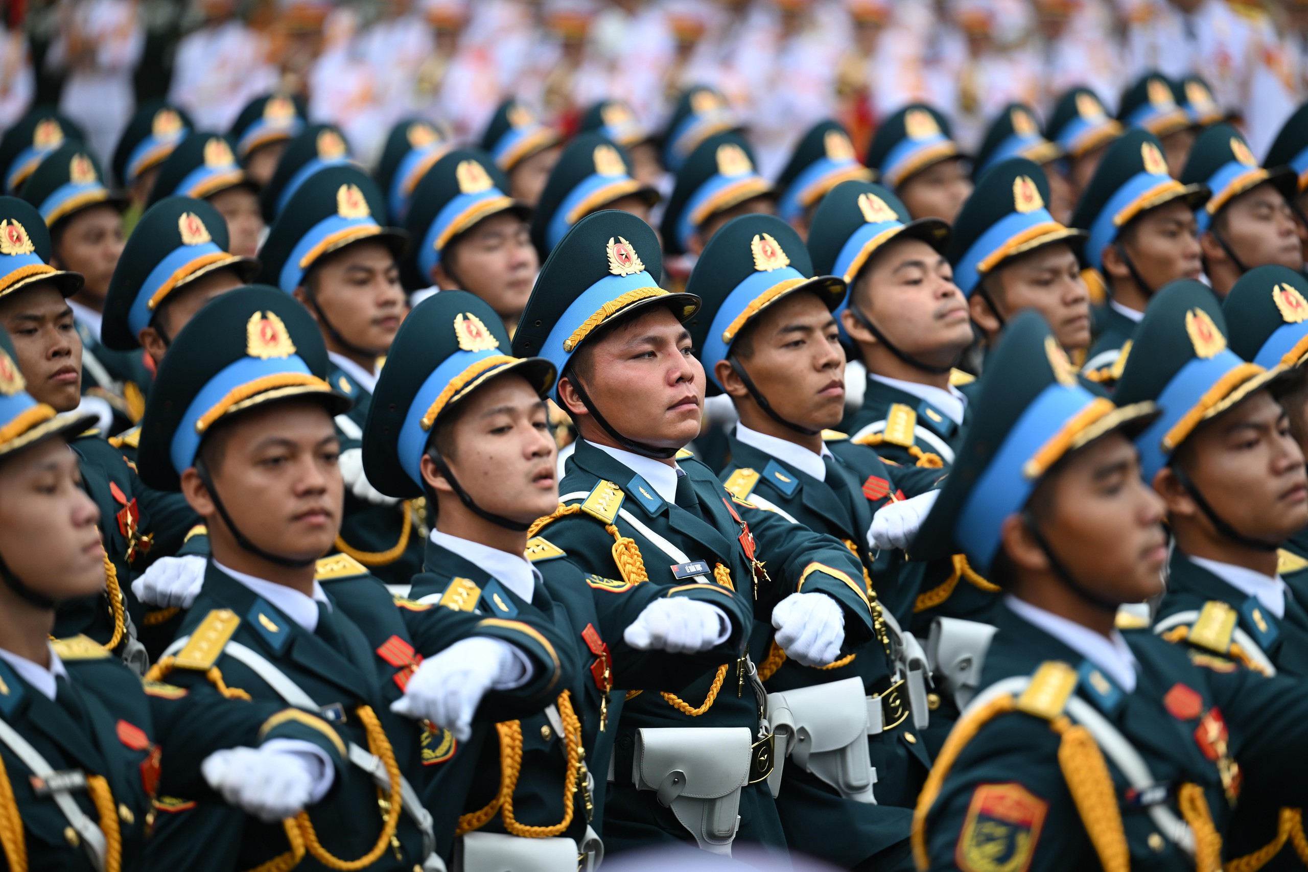 VIDEO: Hơn 16.000 c&aacute;n bộ, chiến sĩ hợp luyện diễu binh, diễu h&agrave;nh dưới trời mưa tầm t&atilde;- Ảnh 6.
