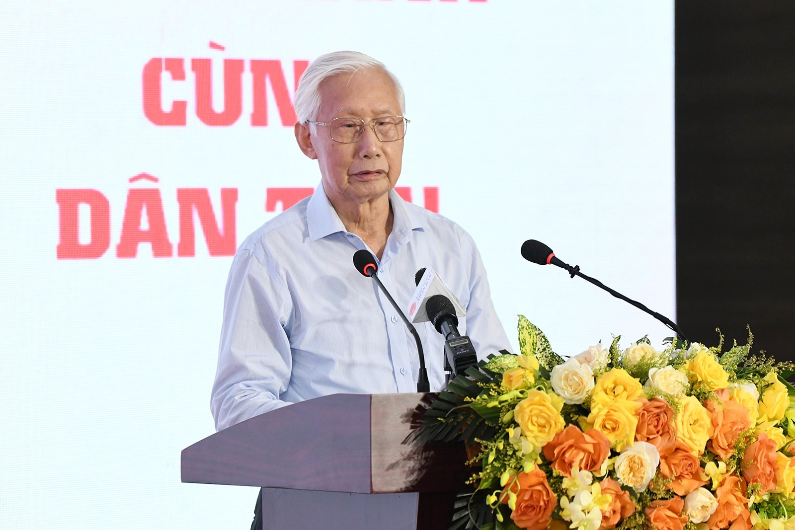 Chủ tịch Quốc hội Trần Thanh Mẫn dự Chương tr&igrave;nh "Trở về nguồn - hướng tới tương lai"- Ảnh 6.