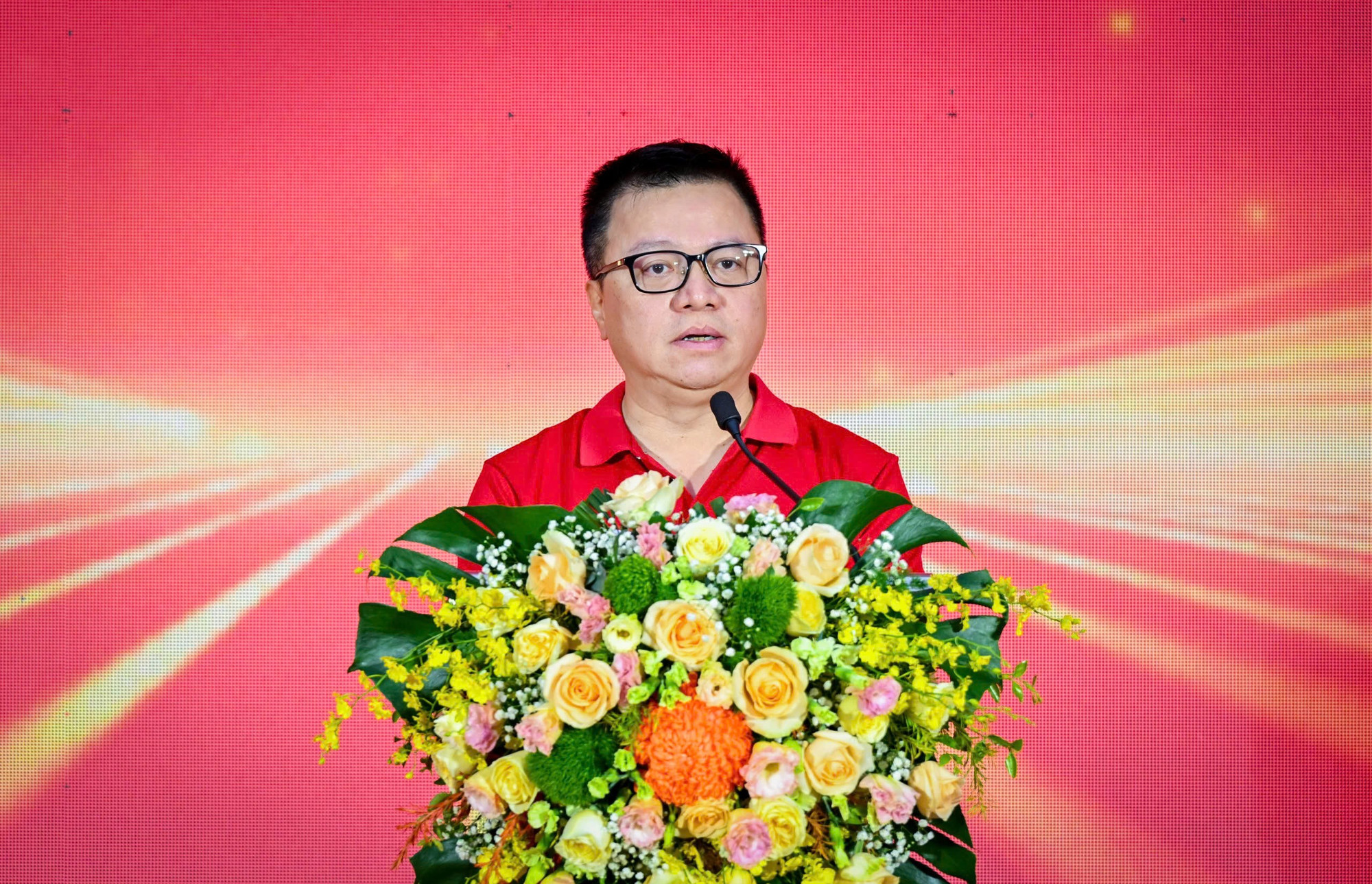 Hơn 1 triệu người c&ugrave;ng đi bộ v&igrave; một Việt Nam h&ugrave;ng cường- Ảnh 3.