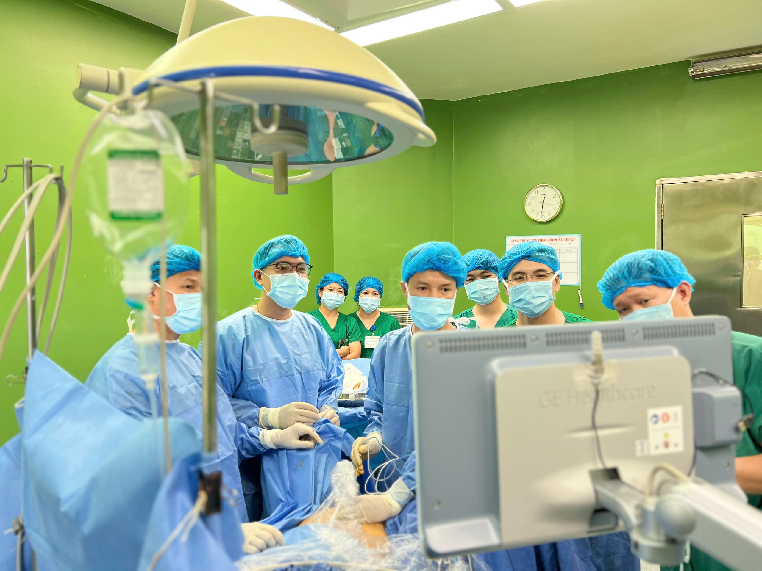 Gi&aacute;m đốc Sở Y tế Đ&agrave; Nẵng: Bệnh viện Vĩnh Đức l&agrave; &ldquo;tấm gương vượt kh&oacute;&rdquo;- Ảnh 5.