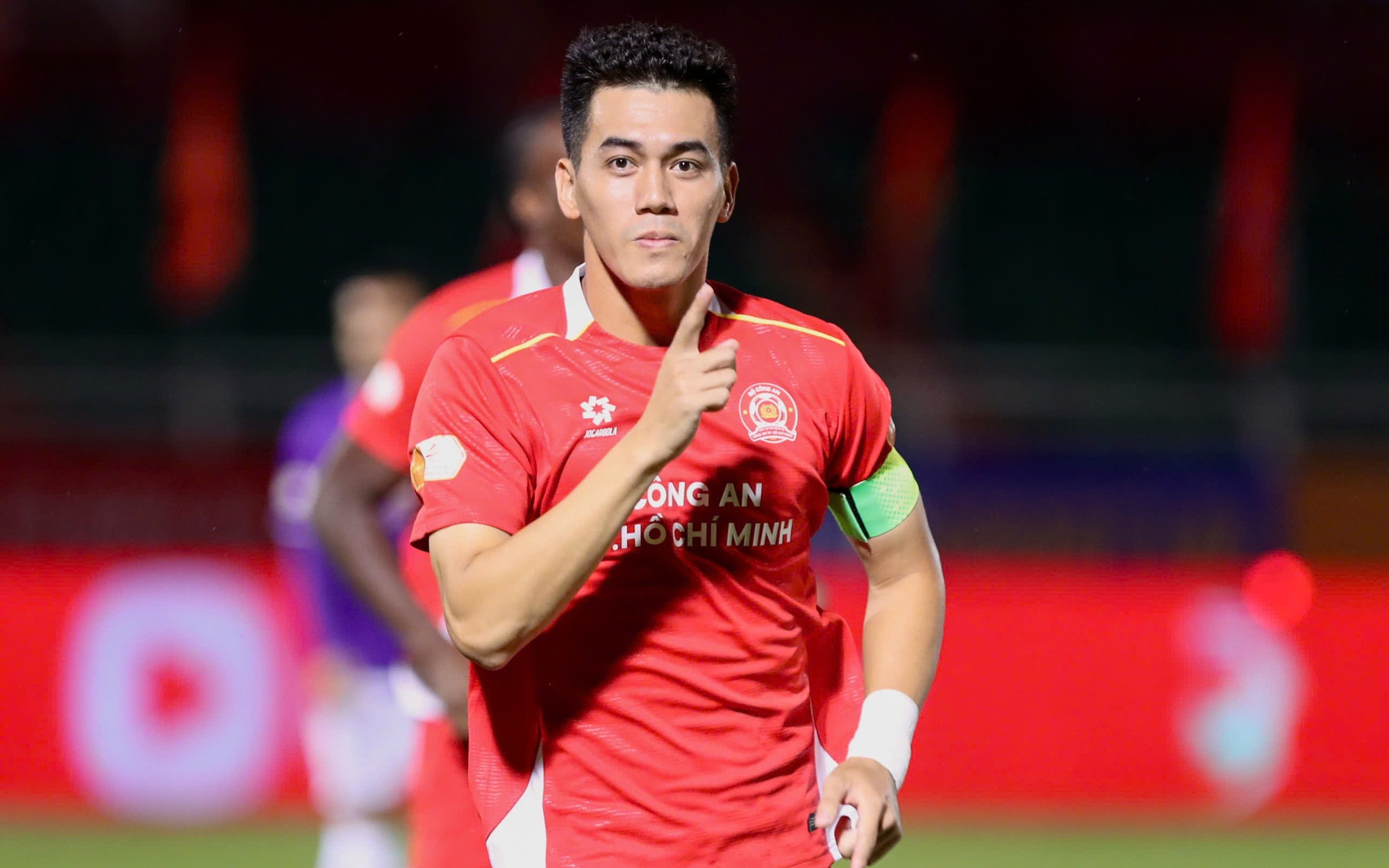 Tiến Linh ghi bàn, CLB CA TP HCM thắng đẹp Hà Nội FC
