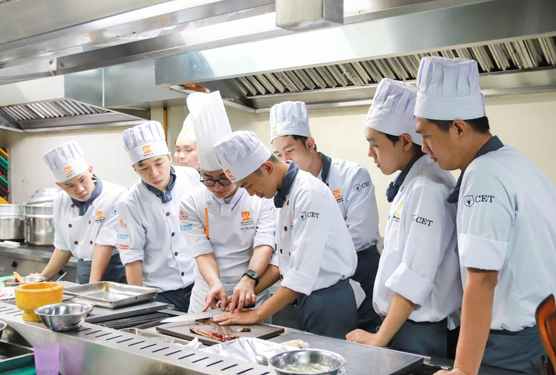 Hỗ trợ học nghề hiệu quả hơn - Ảnh 1.