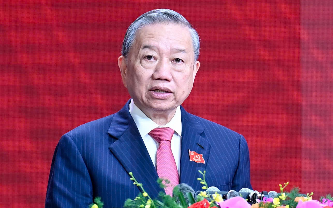 Tổng Bí thư Tô Lâm: Mỗi cán bộ, chiến sĩ công an 
phải thấm nhuần quan điểm "Nhân dân là gốc"
