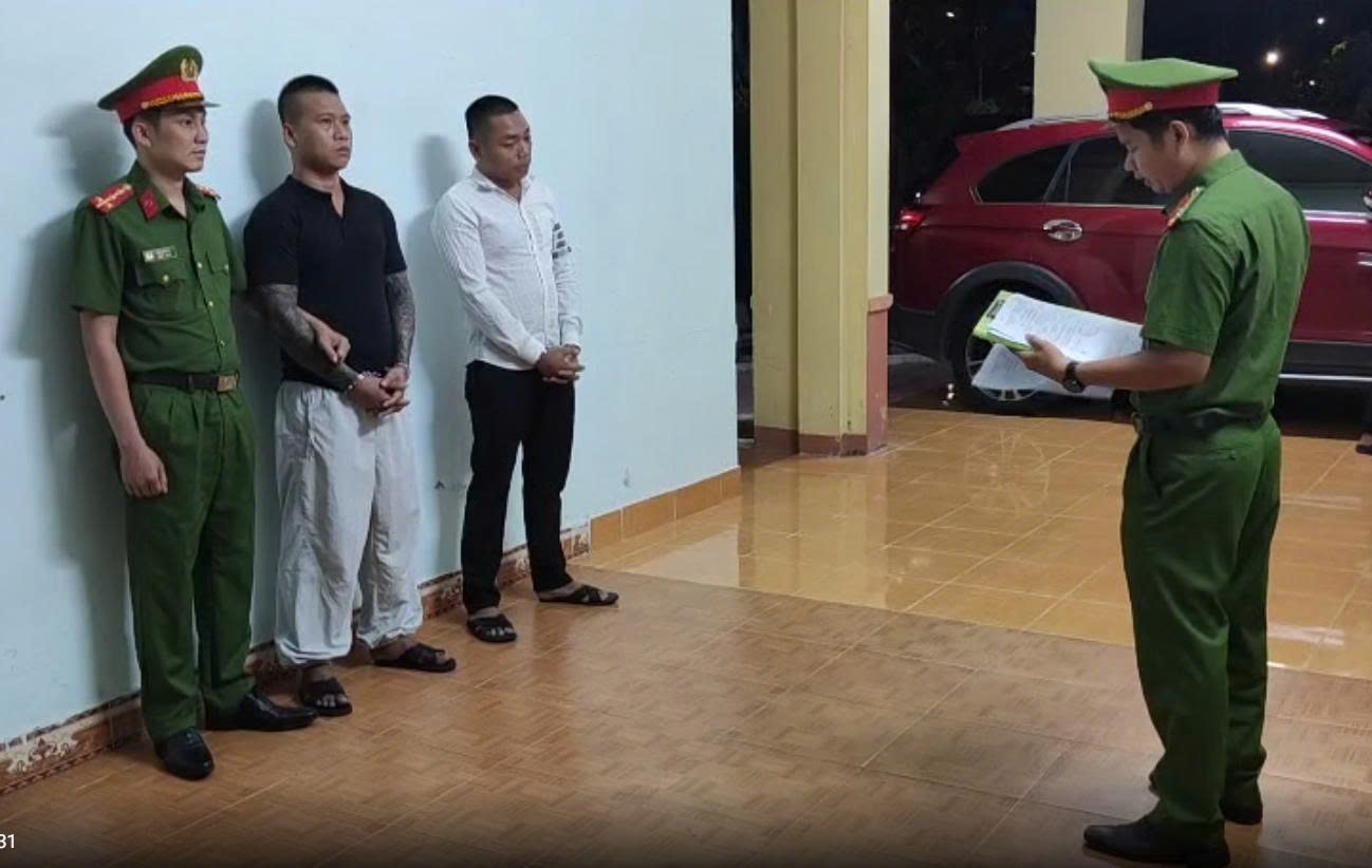 Hai đối tượng nổ súng tại Đà Nẵng bị tạm giữ hình sự - Ảnh 1.
