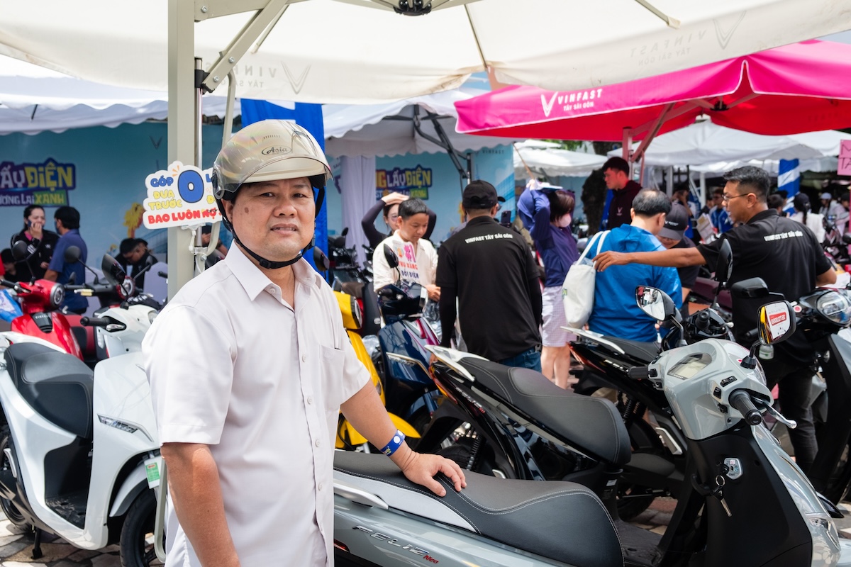 L&ecirc;n đời xe m&aacute;y điện VinFast, kh&aacute;ch h&agrave;ng khẳng định: &ldquo;Mức gi&aacute; qu&aacute; tốt, kh&ocirc;ng thể tốt hơn&rdquo;- Ảnh 4.