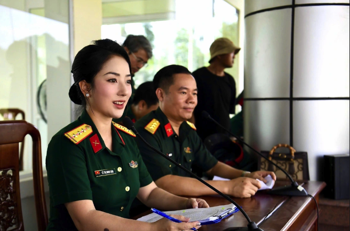 Thượng úy Lê Thị Ngọc Hân và giọng miền Nam tại Đại lễ A80 - Ảnh 1.