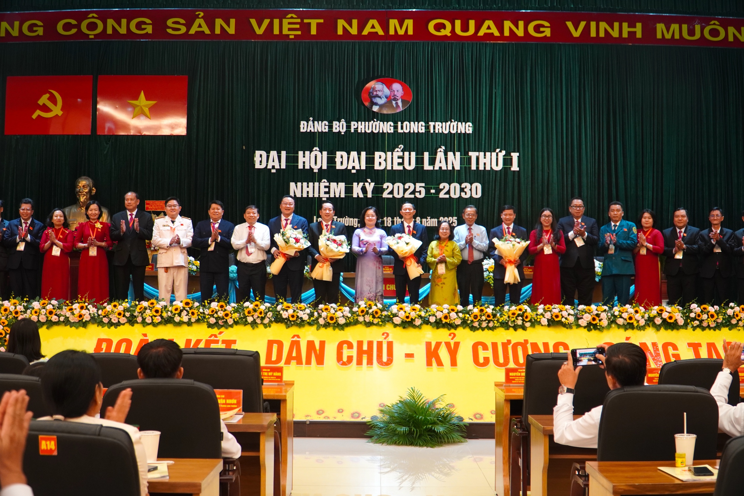 TP HCM: Phường Long Trường quyết tâm hoàn thành nhiều dự án giao thông - Ảnh 4.