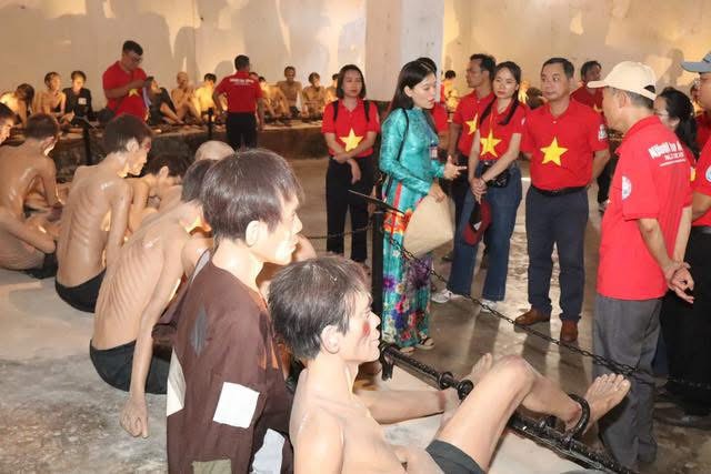 Những điểm đến kh&ocirc;ng thể bỏ qua ở C&ocirc;n Đảo cho Chuyến du lịch ho&agrave;n hảo - Ảnh 4.
