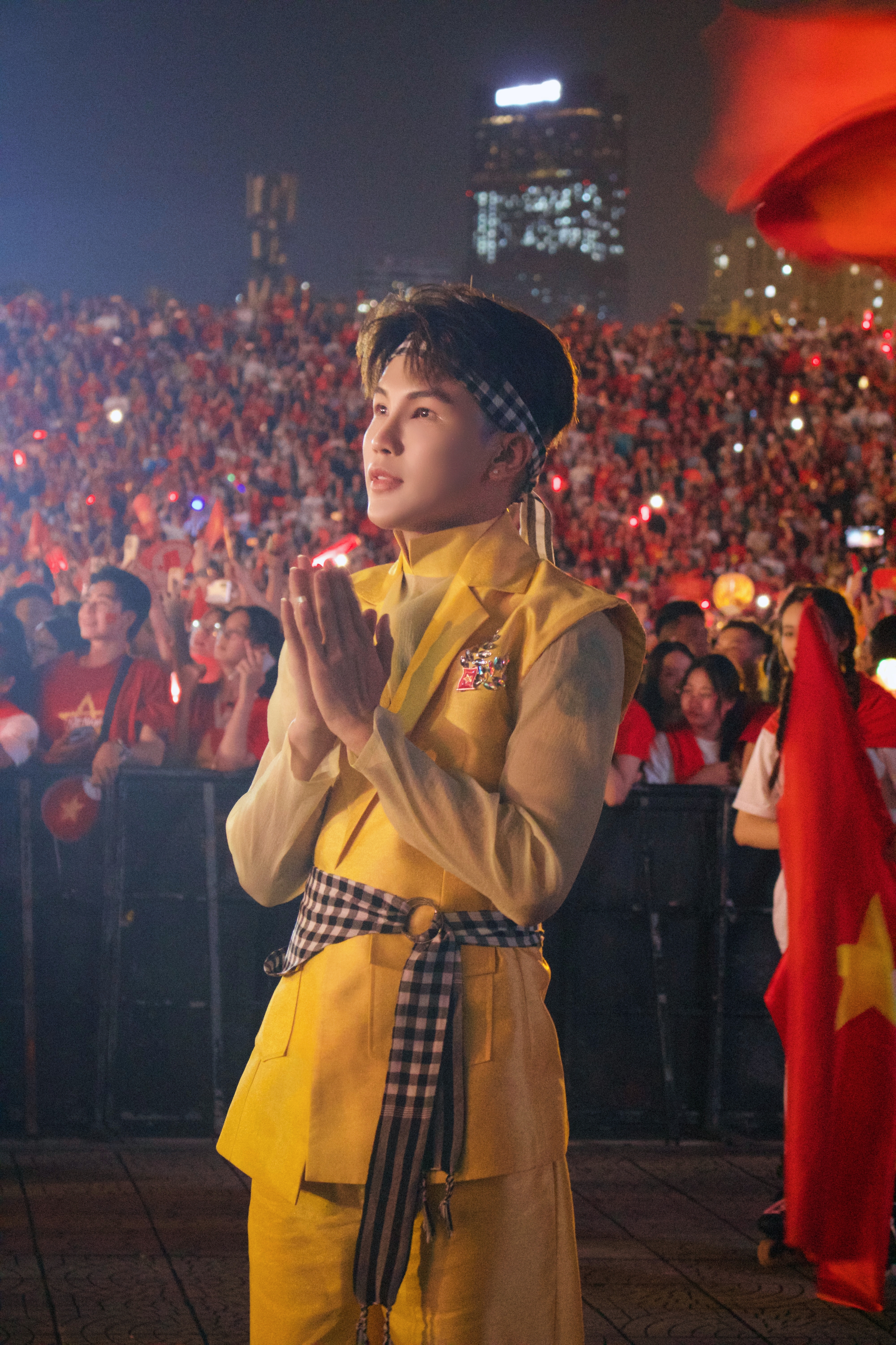 Câu chuyện “khó nói” của rapper Tiêu Minh Phụng
- Ảnh 1.