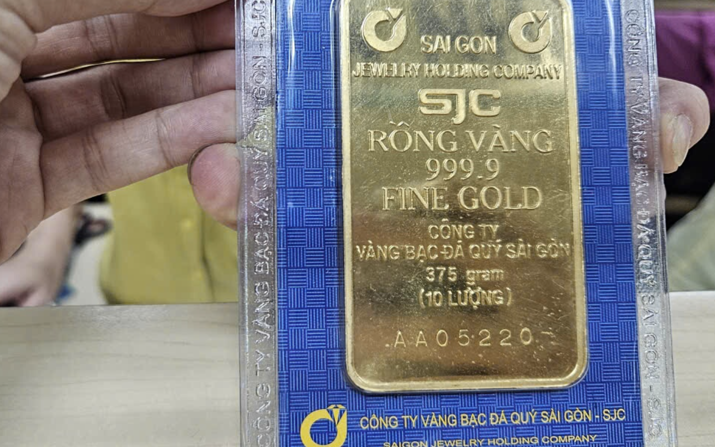 Tối 18-8, điều gì khiến giá vàng miếng SJC liên tiếp lập đỉnh mới?