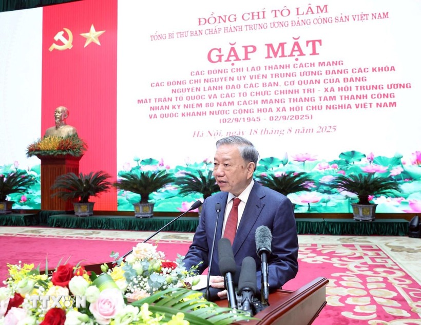 Tổng B&iacute; thư T&ocirc; L&acirc;m: C&aacute;n bộ l&atilde;o th&agrave;nh tiếp tục l&agrave; "người chiến sĩ tr&ecirc;n mặt trận mới"- Ảnh 2.