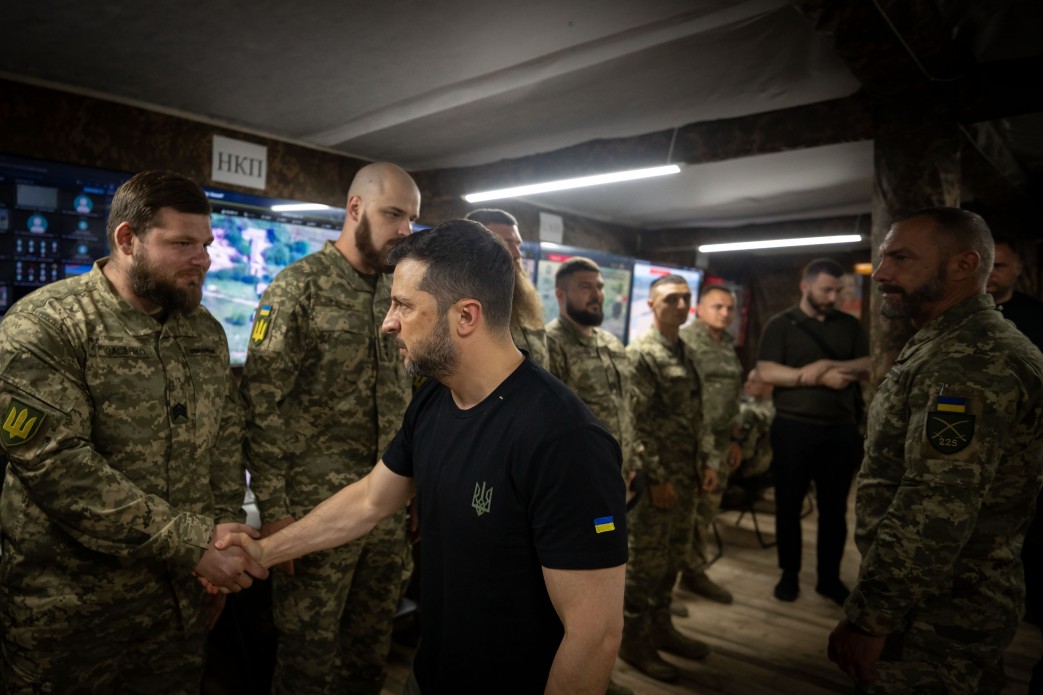 Tổng thống Ukraine đ&atilde; tới Mỹ, mong đất nước được đảm bảo an ninh - Ảnh 1.